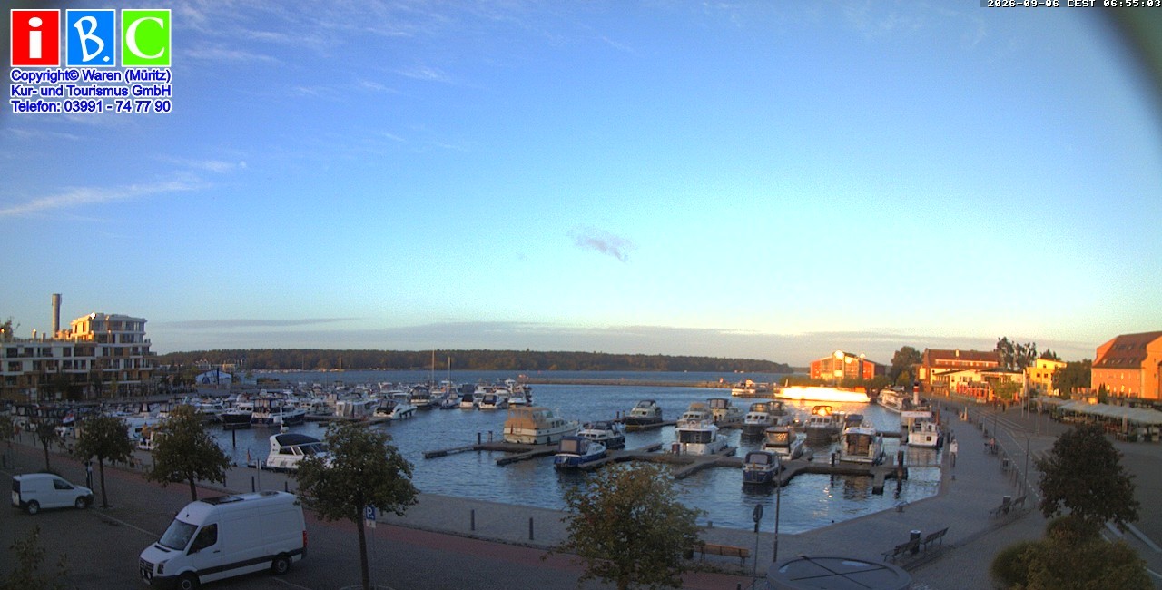 Archived image Webcam Harbour Waren (Müritz)