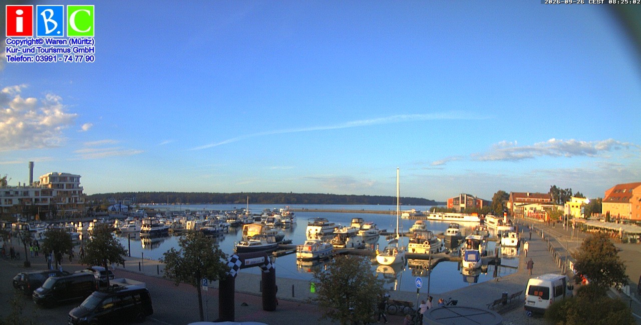 Archived image Webcam Harbour Waren (Müritz)