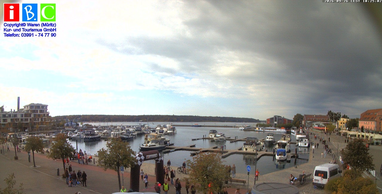 Archived image Webcam Harbour Waren (Müritz)