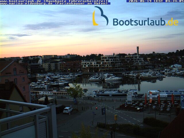 Archiv Foto Webcam Hafen in Waren an der Müritz