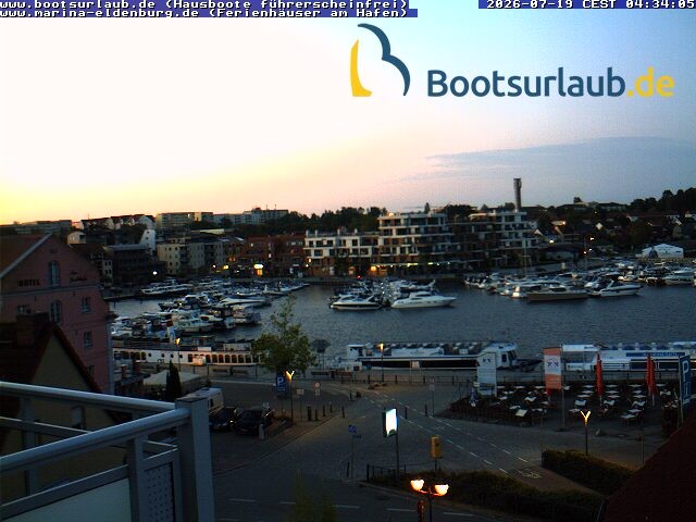 Archived image Webcam Port in Waren (Müritz)