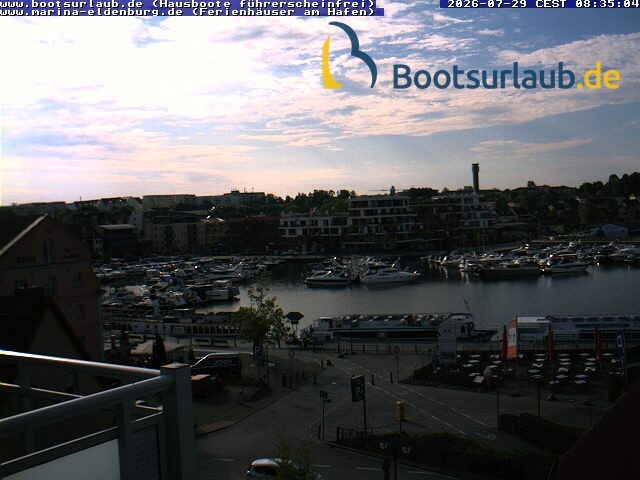 Archiv Foto Webcam Hafen in Waren an der Müritz