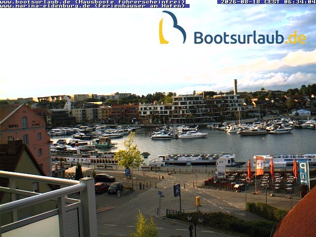 Archiv Foto Webcam Hafen in Waren an der Müritz