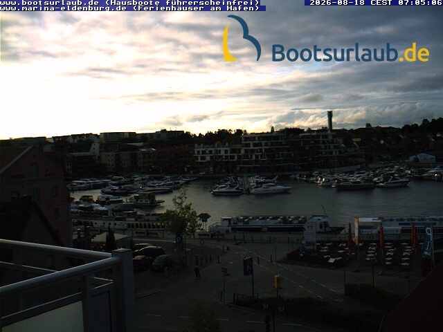 Archiv Foto Webcam Hafen in Waren an der Müritz