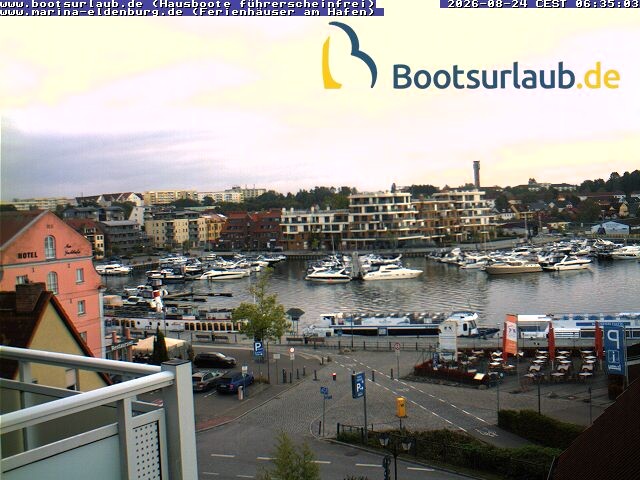 Archiv Foto Webcam Hafen in Waren an der Müritz