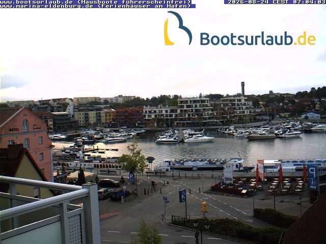 Archiv Foto Webcam Hafen in Waren an der Müritz