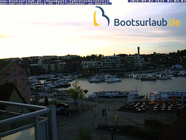 Archiv Foto Webcam Hafen in Waren an der Müritz