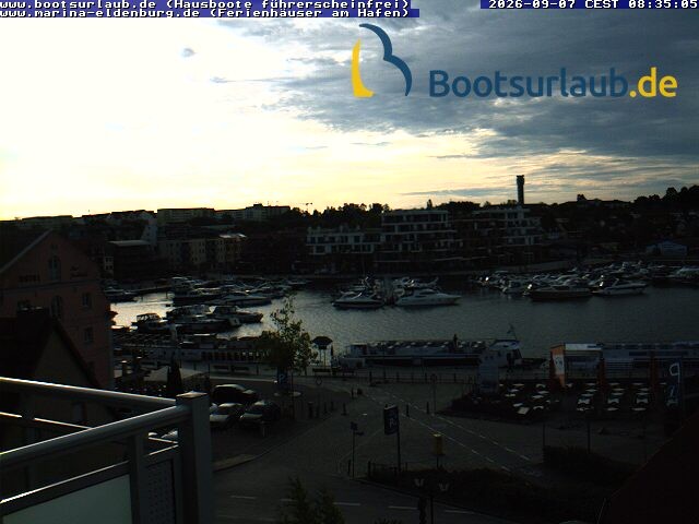 Archiv Foto Webcam Hafen in Waren an der Müritz