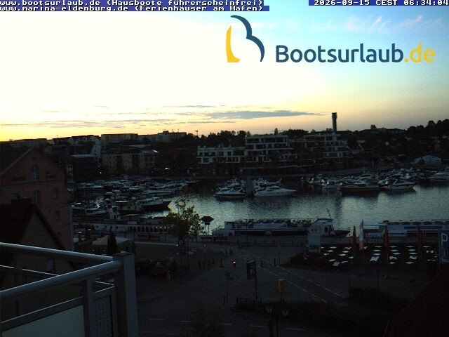 Archiv Foto Webcam Hafen in Waren an der Müritz
