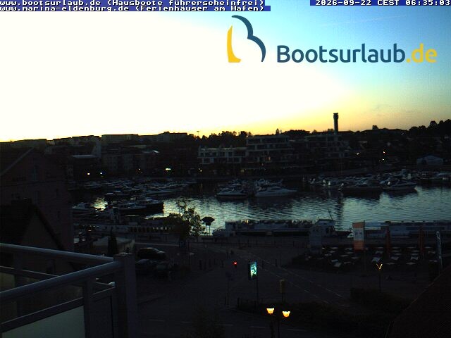 Archiv Foto Webcam Hafen in Waren an der Müritz