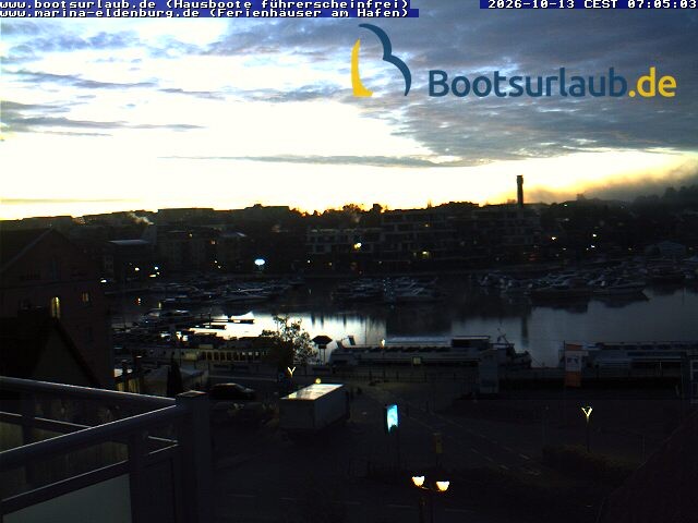 Archiv Foto Webcam Hafen in Waren an der Müritz