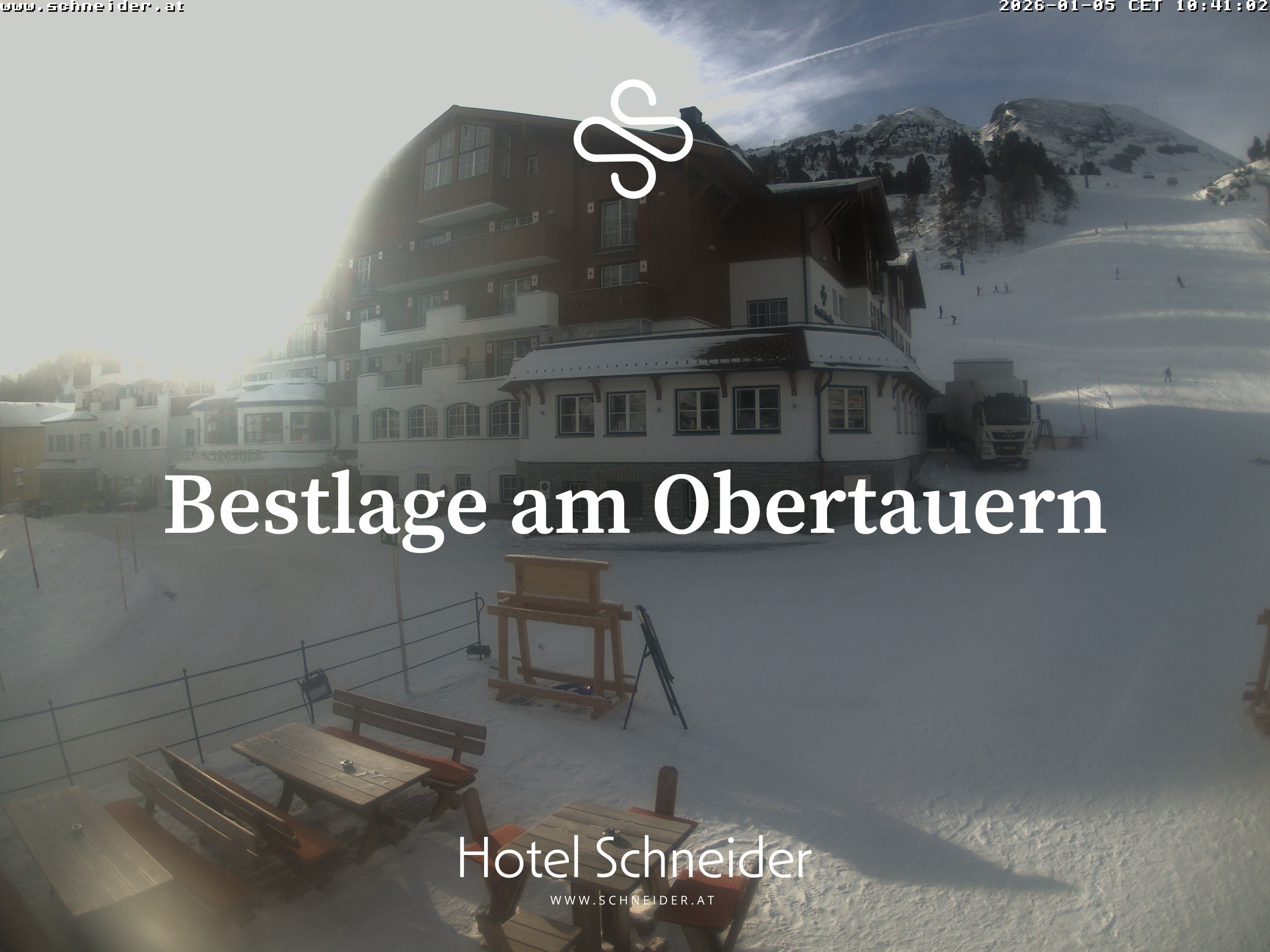 Archiv Foto Webcam Obertauern: Blick aufs Hotel Schneider