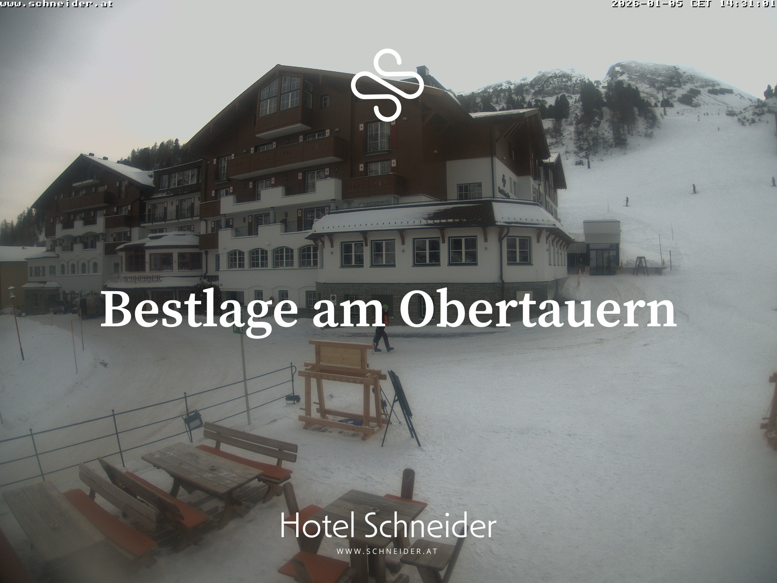 Archiv Foto Webcam Obertauern: Blick aufs Hotel Schneider