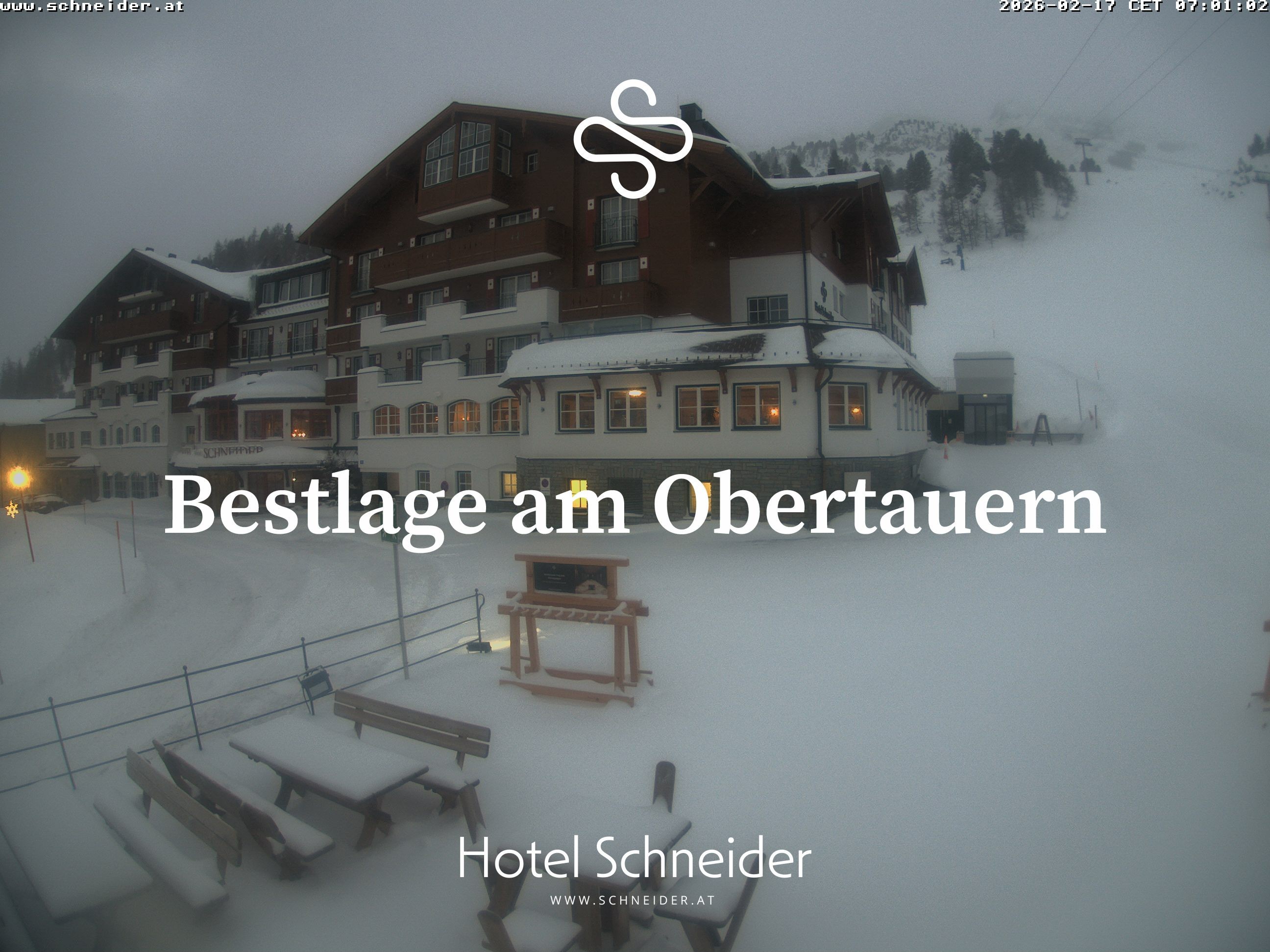 Archiv Foto Webcam Obertauern: Blick aufs Hotel Schneider