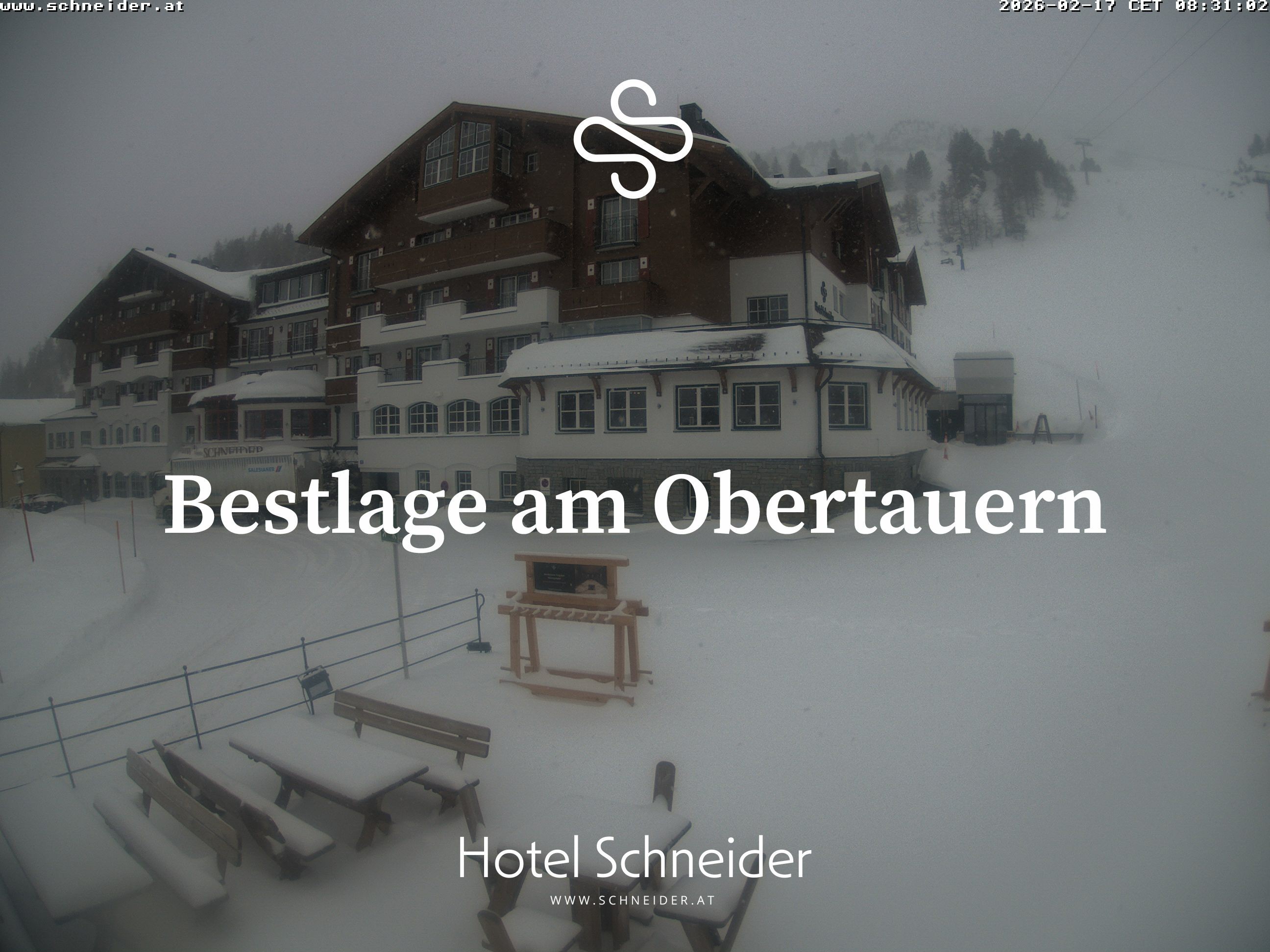 Archiv Foto Webcam Obertauern: Blick aufs Hotel Schneider