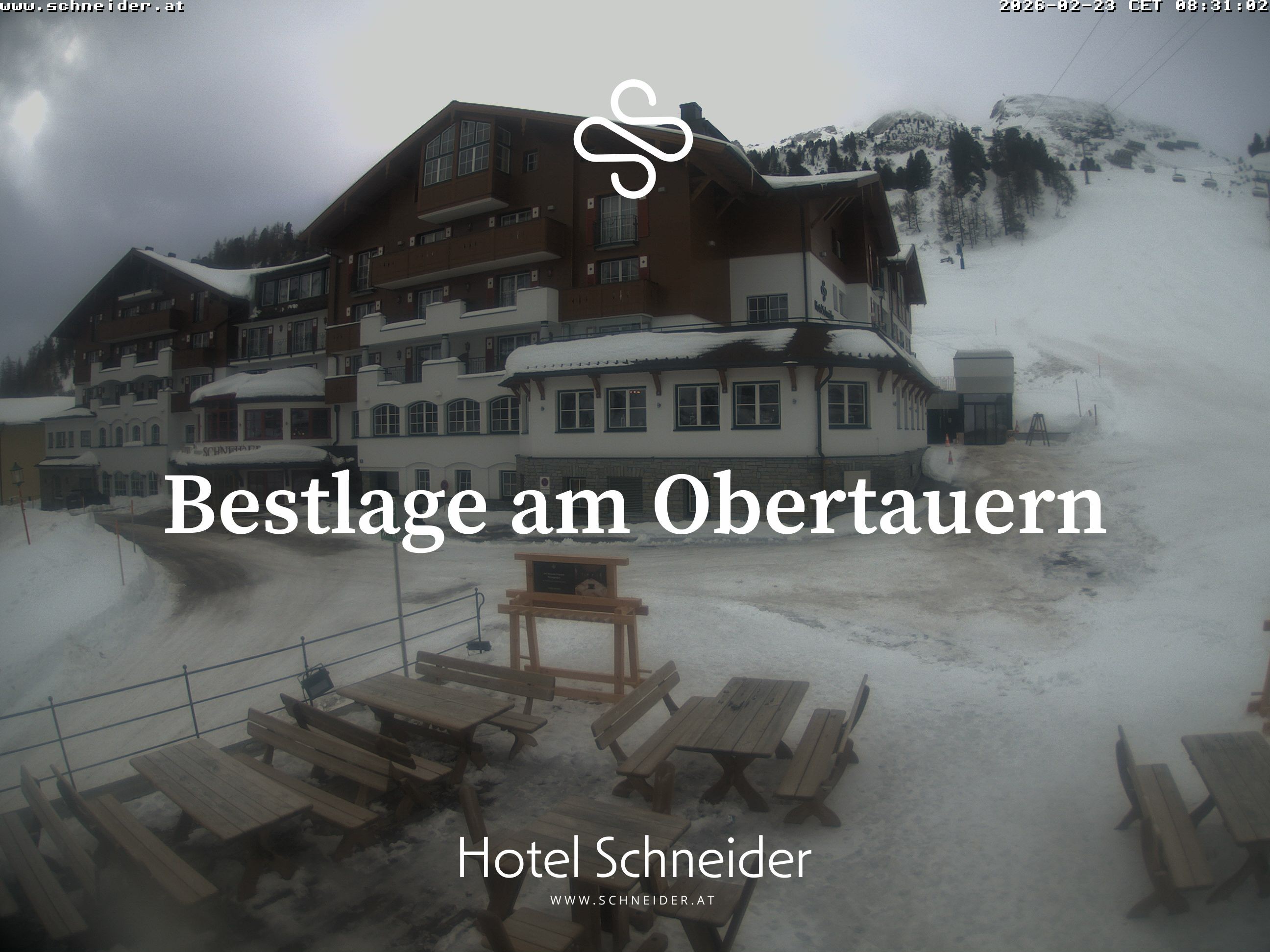 Archiv Foto Webcam Obertauern: Blick aufs Hotel Schneider