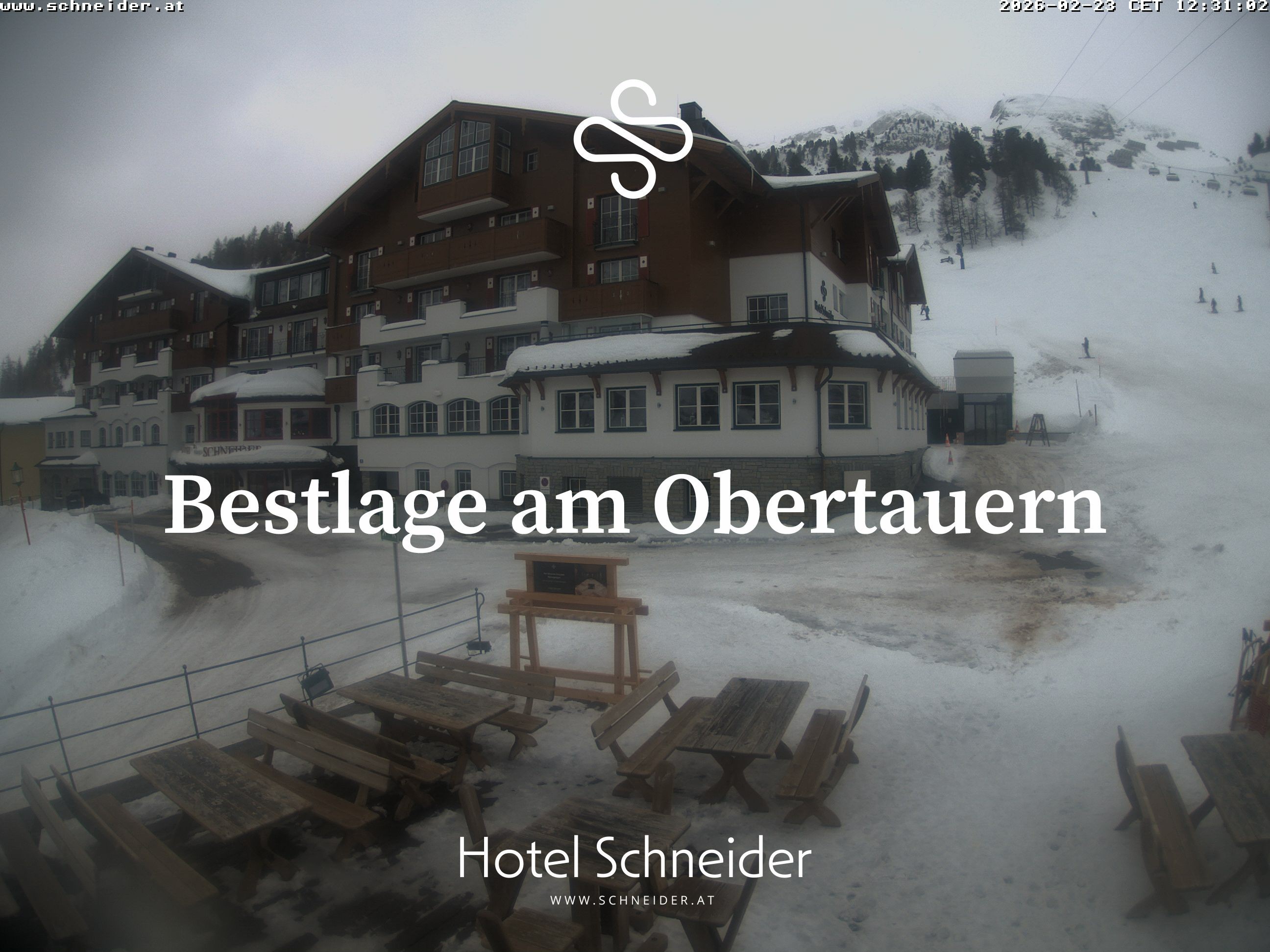 Archiv Foto Webcam Obertauern: Blick aufs Hotel Schneider