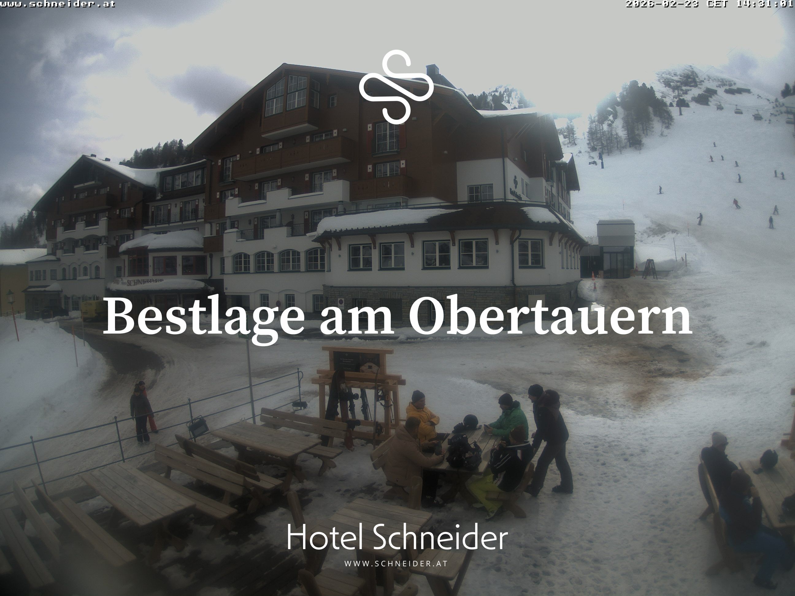 Archiv Foto Webcam Obertauern: Blick aufs Hotel Schneider