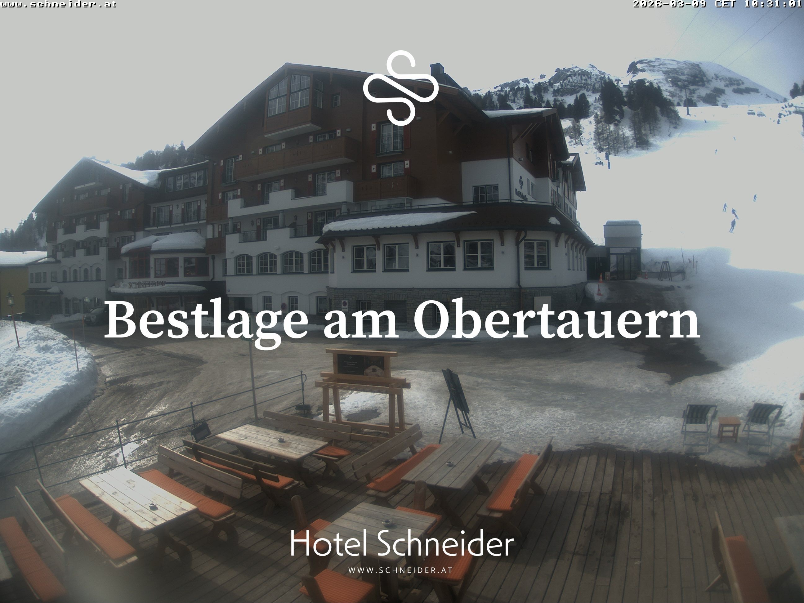 Archiv Foto Webcam Obertauern: Blick aufs Hotel Schneider