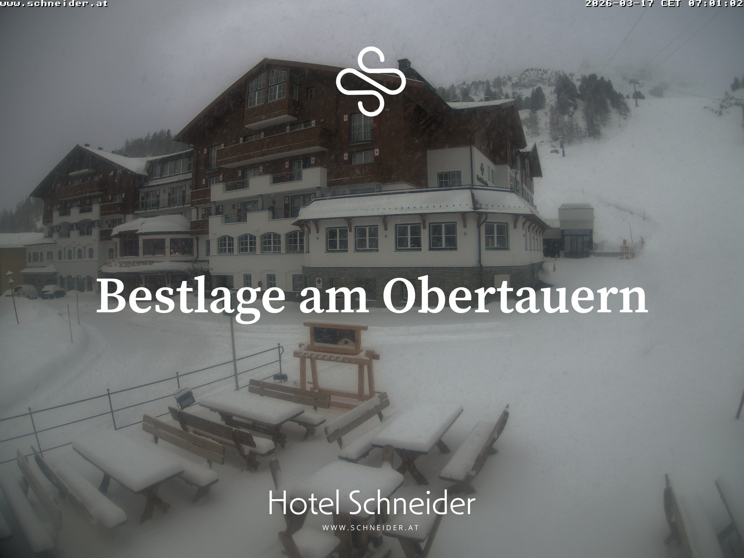 Archiv Foto Webcam Obertauern: Blick aufs Hotel Schneider
