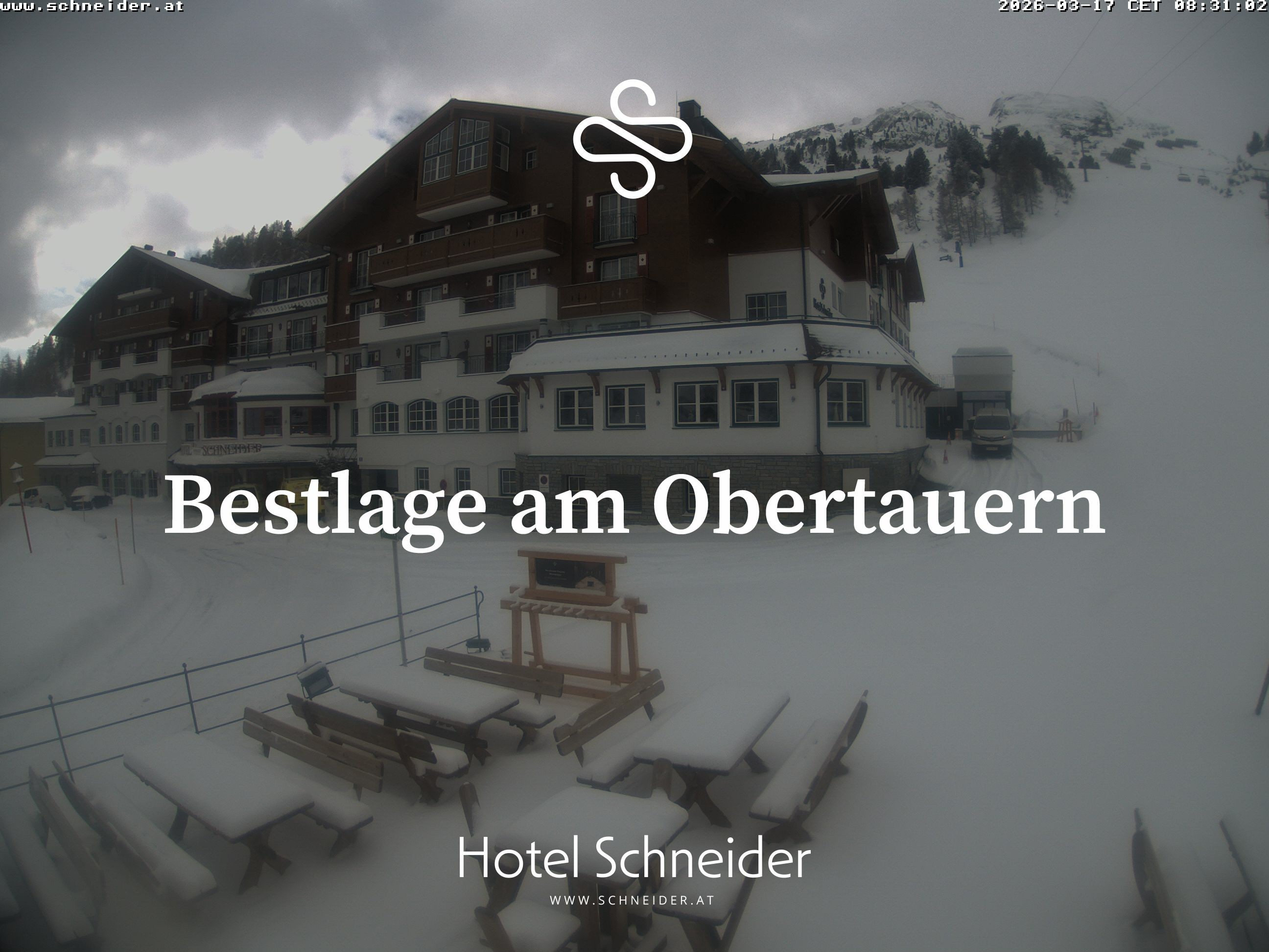 Archiv Foto Webcam Obertauern: Blick aufs Hotel Schneider