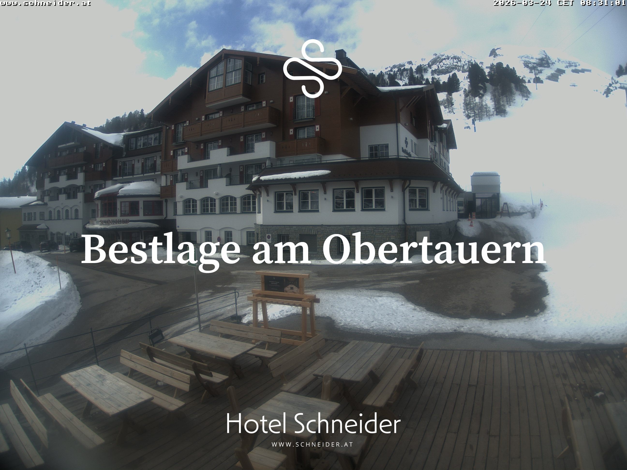 Archiv Foto Webcam Obertauern: Blick aufs Hotel Schneider