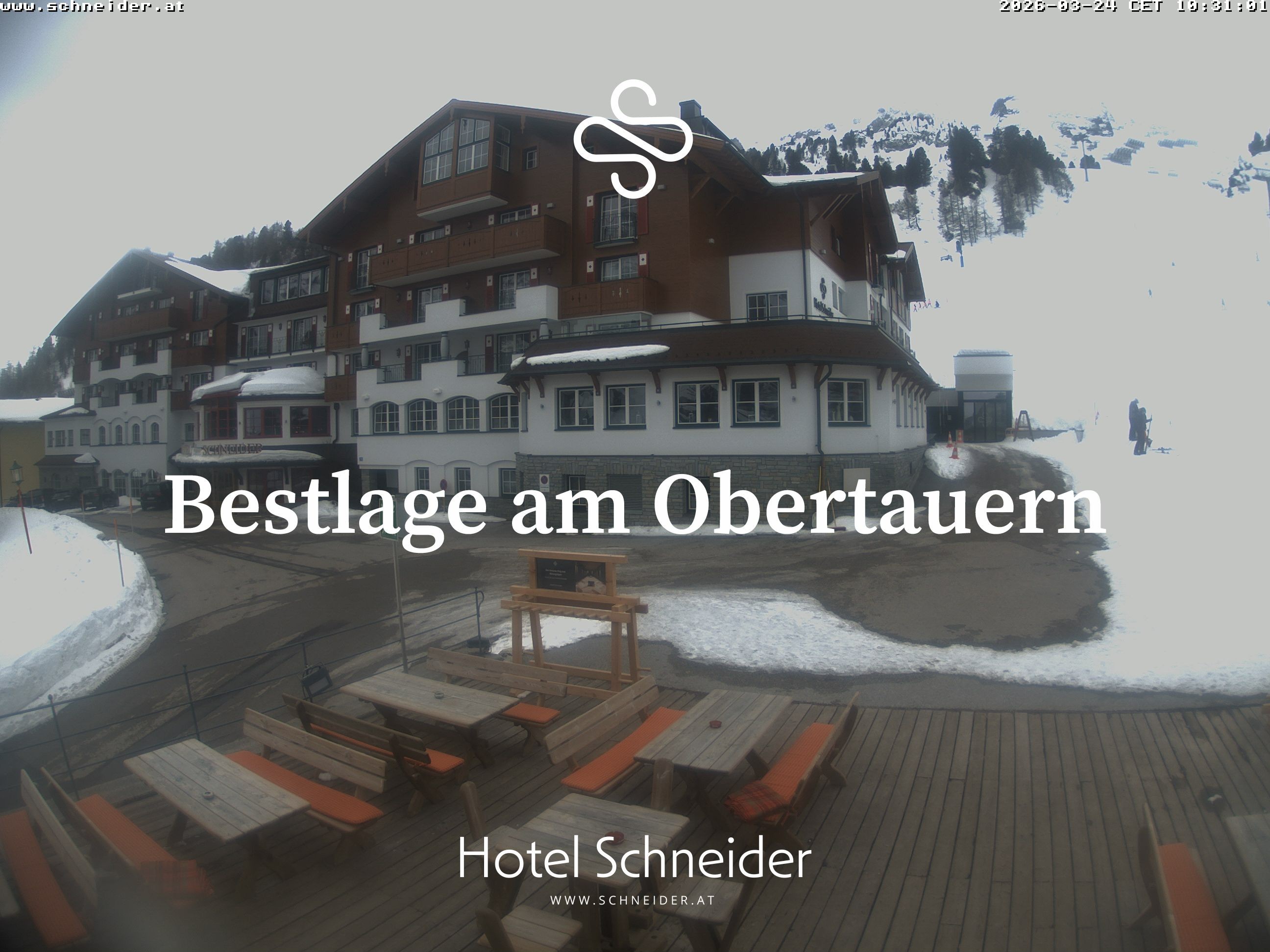 Archiv Foto Webcam Obertauern: Blick aufs Hotel Schneider