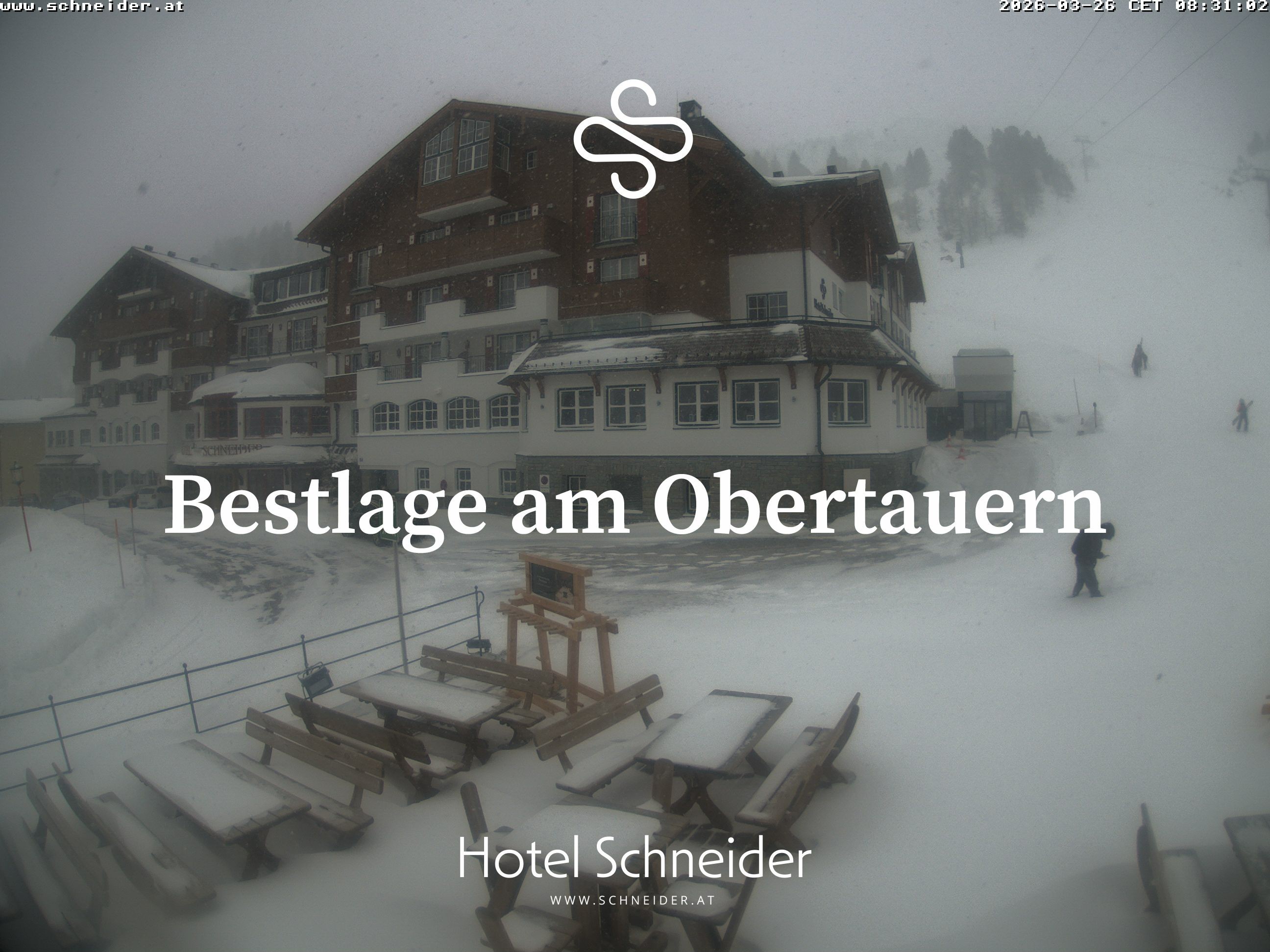 Archiv Foto Webcam Obertauern: Blick aufs Hotel Schneider