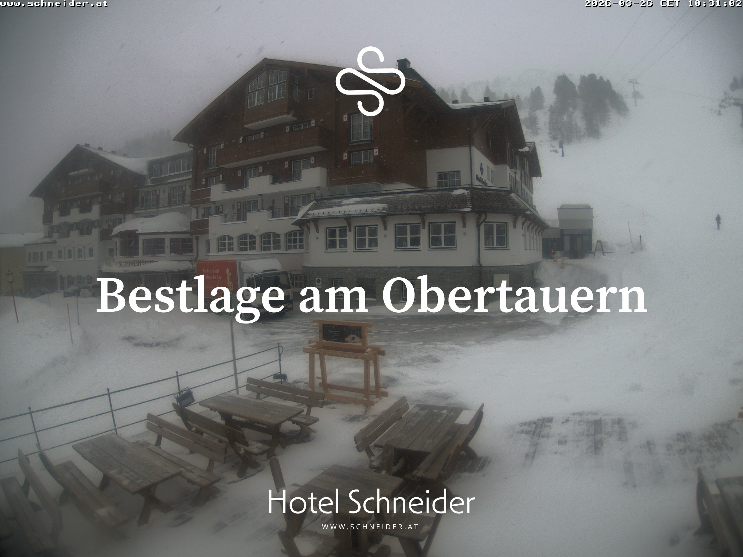 Archiv Foto Webcam Obertauern: Blick aufs Hotel Schneider