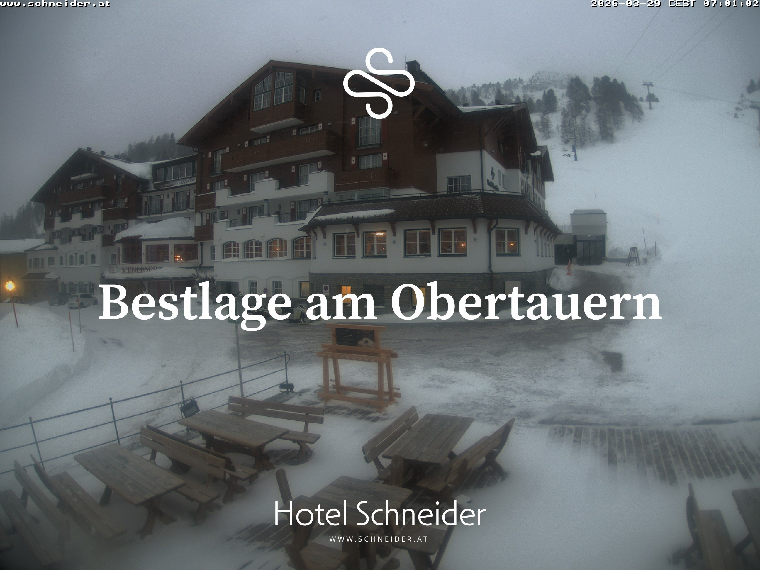 Archiv Foto Webcam Obertauern: Blick aufs Hotel Schneider