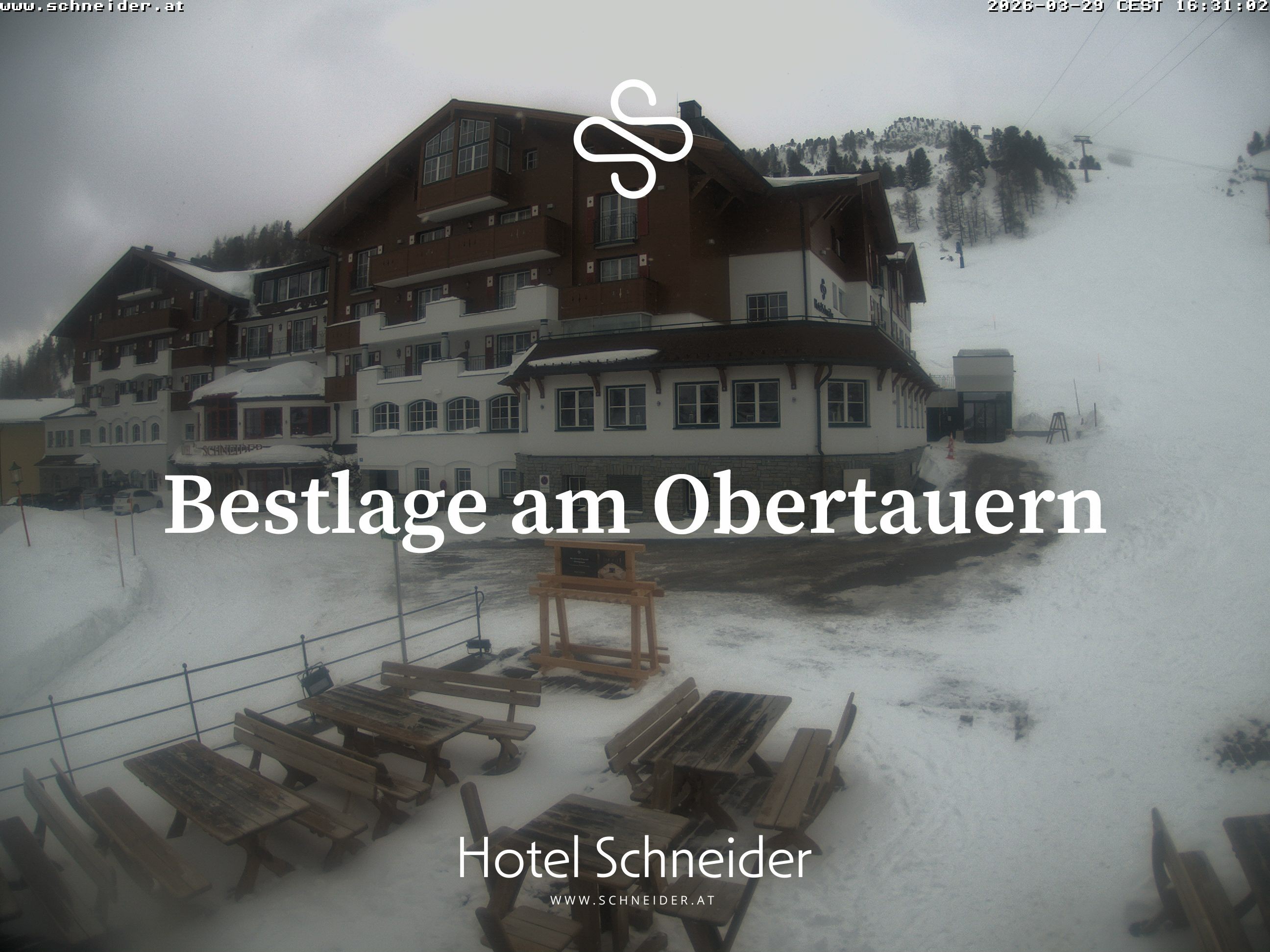 Archiv Foto Webcam Obertauern: Blick aufs Hotel Schneider