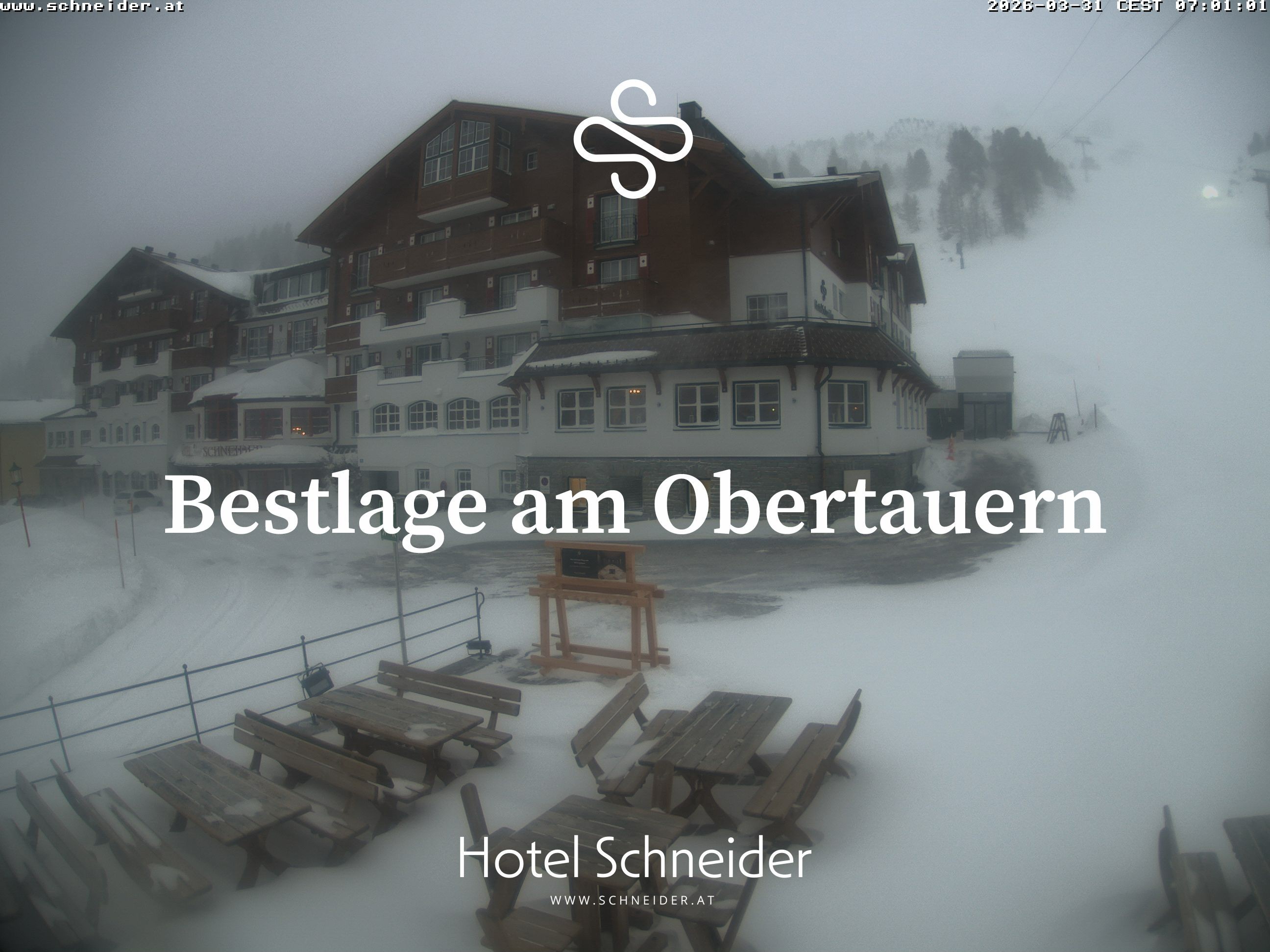Archiv Foto Webcam Obertauern: Blick aufs Hotel Schneider