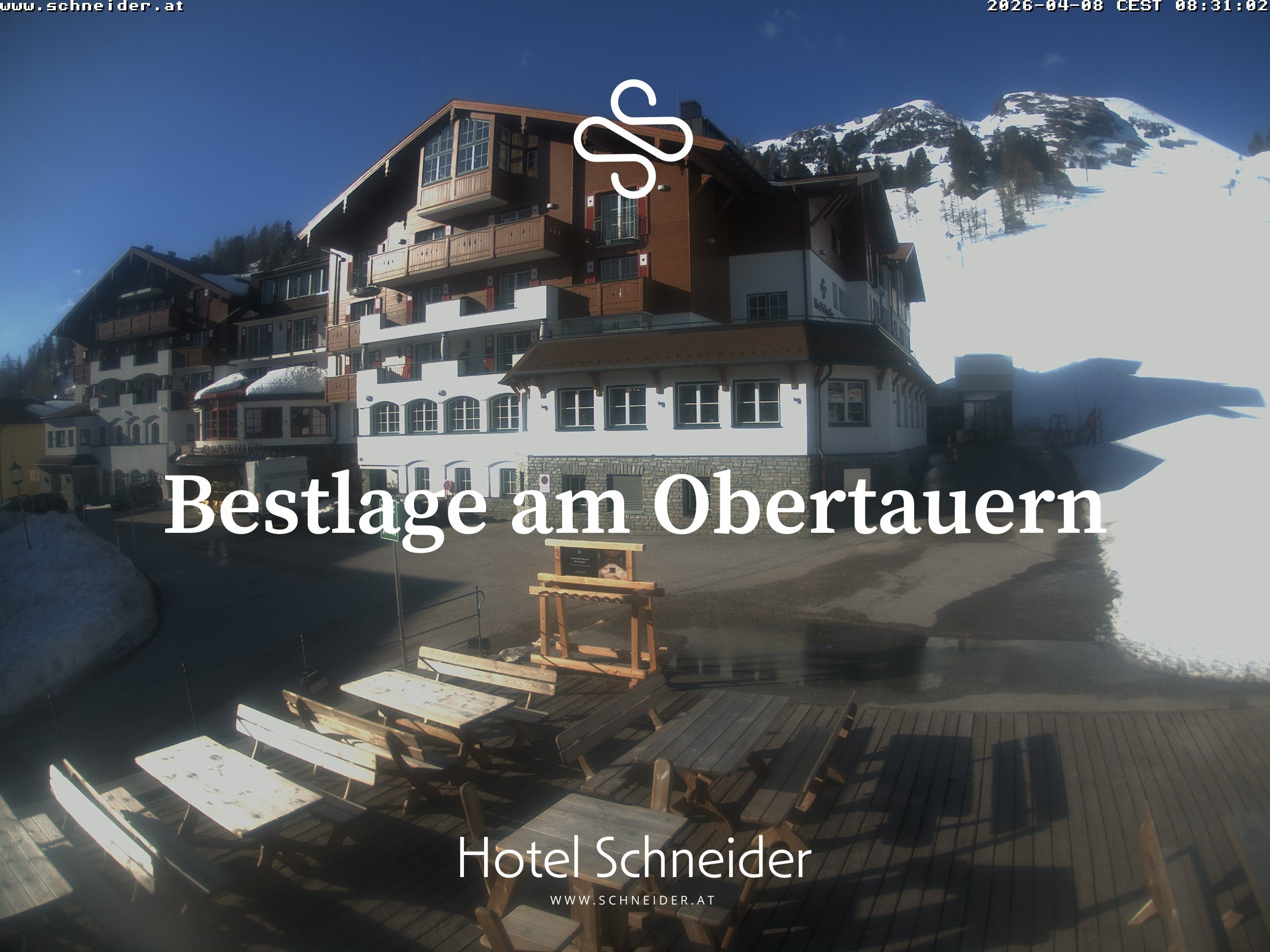 Archiv Foto Webcam Obertauern: Blick aufs Hotel Schneider