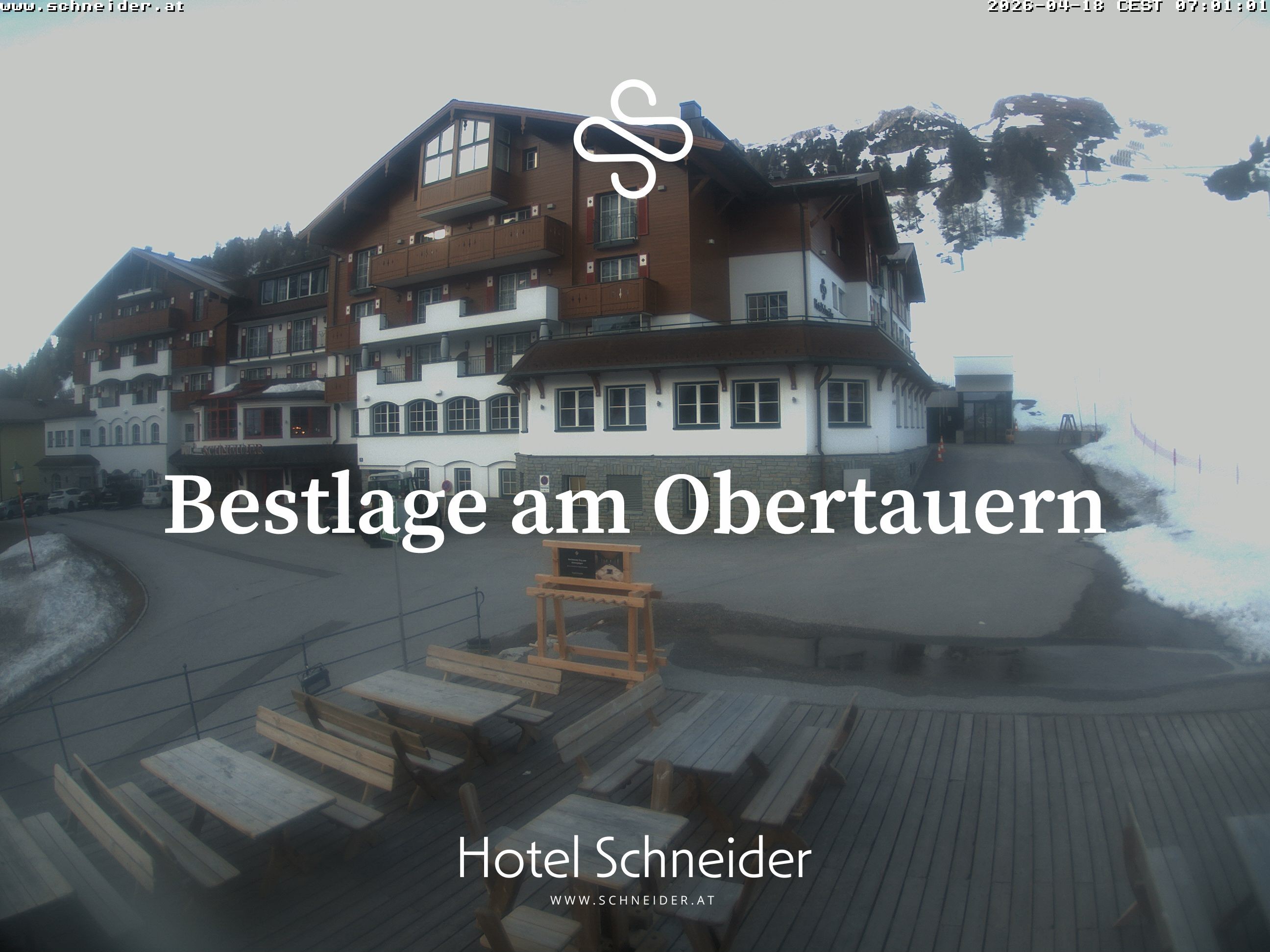 Archiv Foto Webcam Obertauern: Blick aufs Hotel Schneider