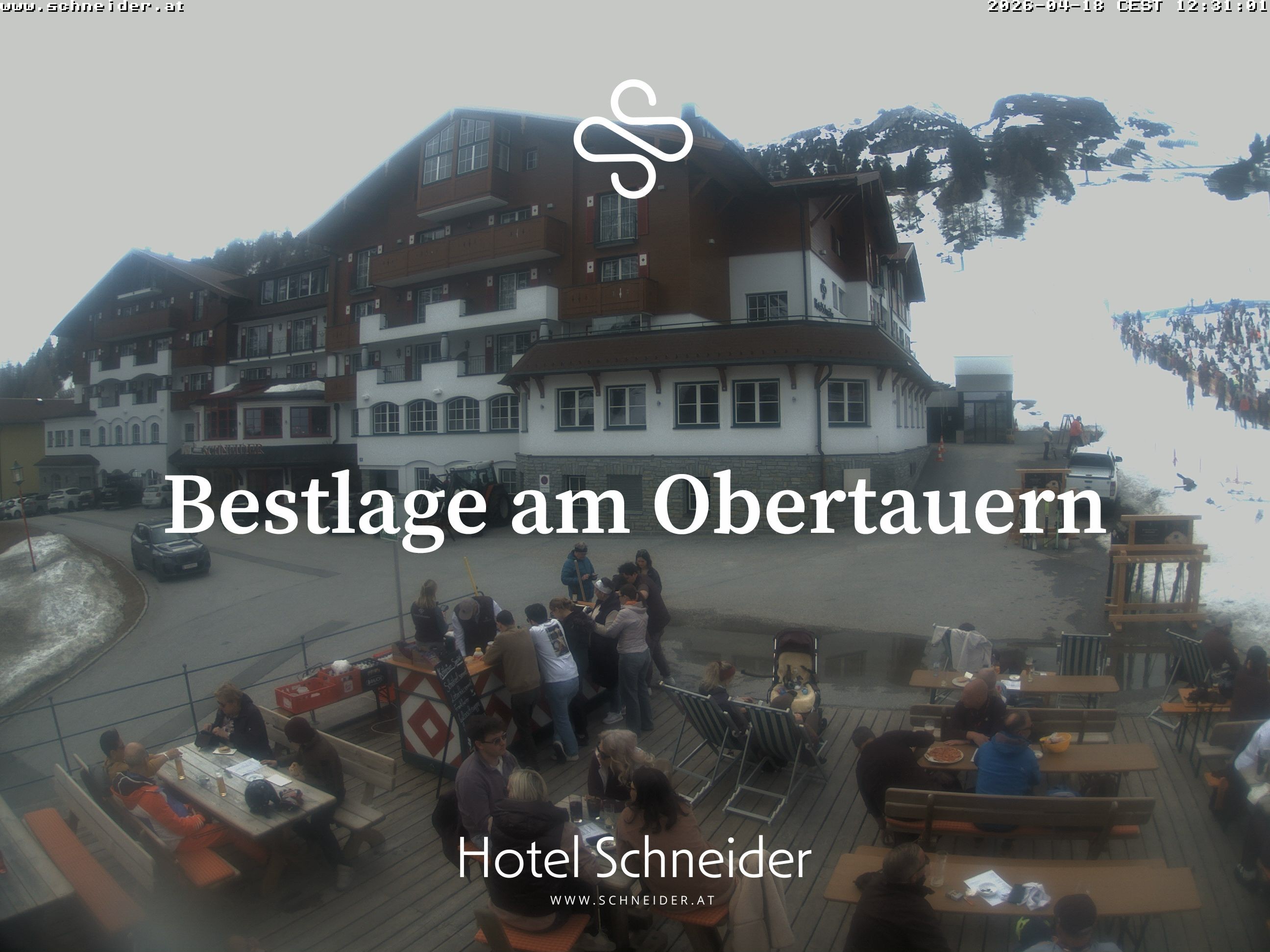Archiv Foto Webcam Obertauern: Blick aufs Hotel Schneider