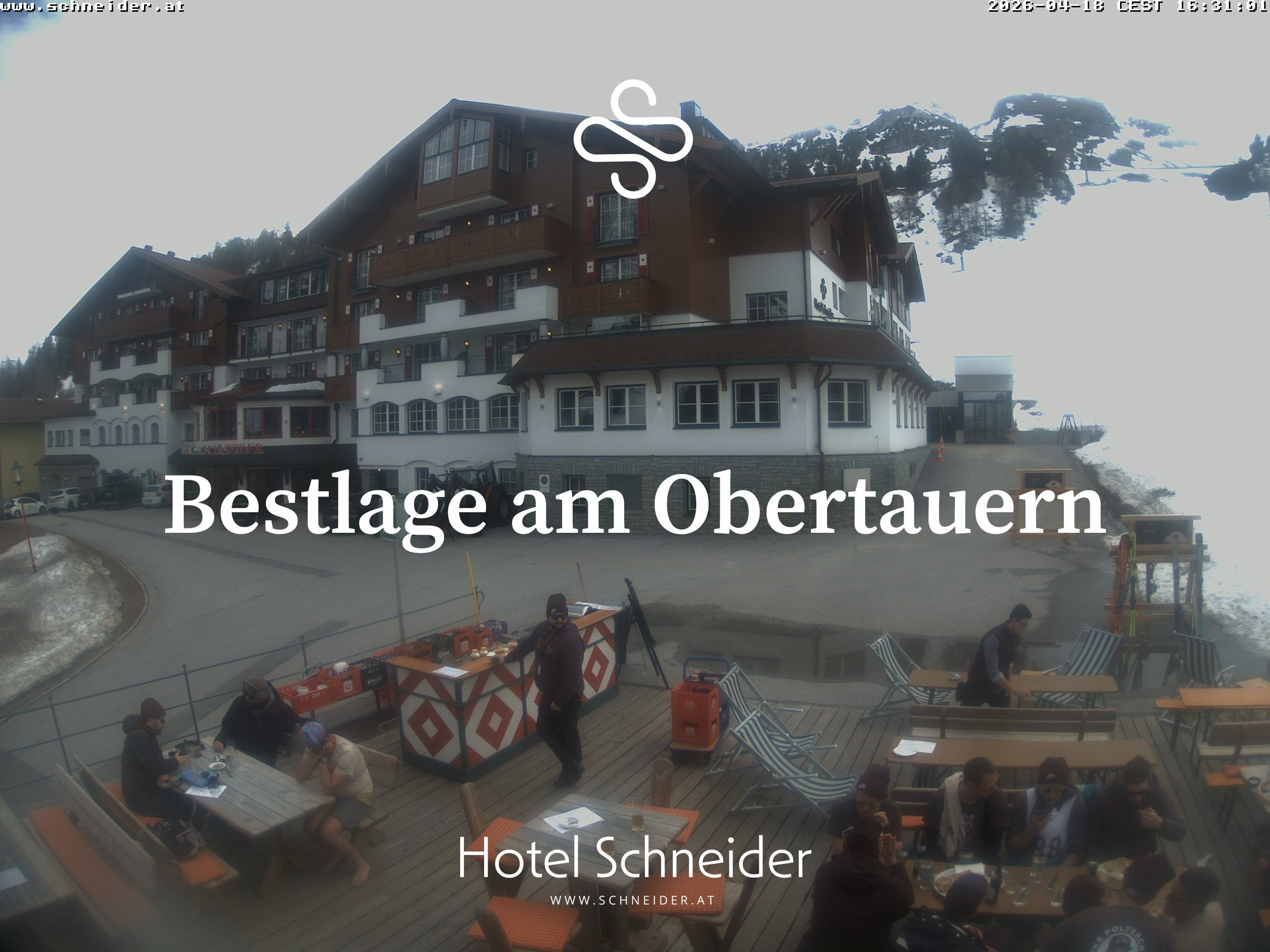 Archiv Foto Webcam Obertauern: Blick aufs Hotel Schneider