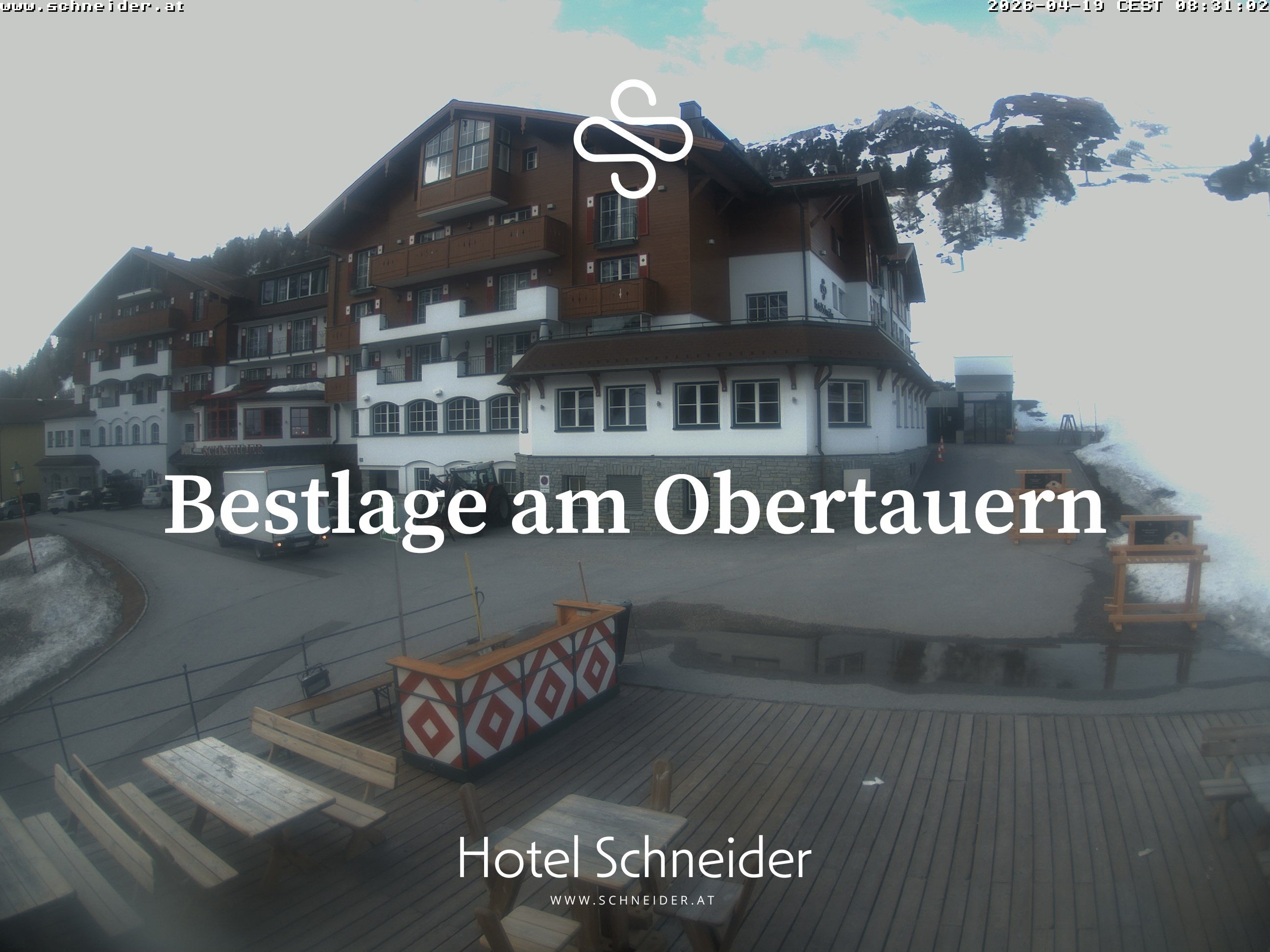 Archiv Foto Webcam Obertauern: Blick aufs Hotel Schneider