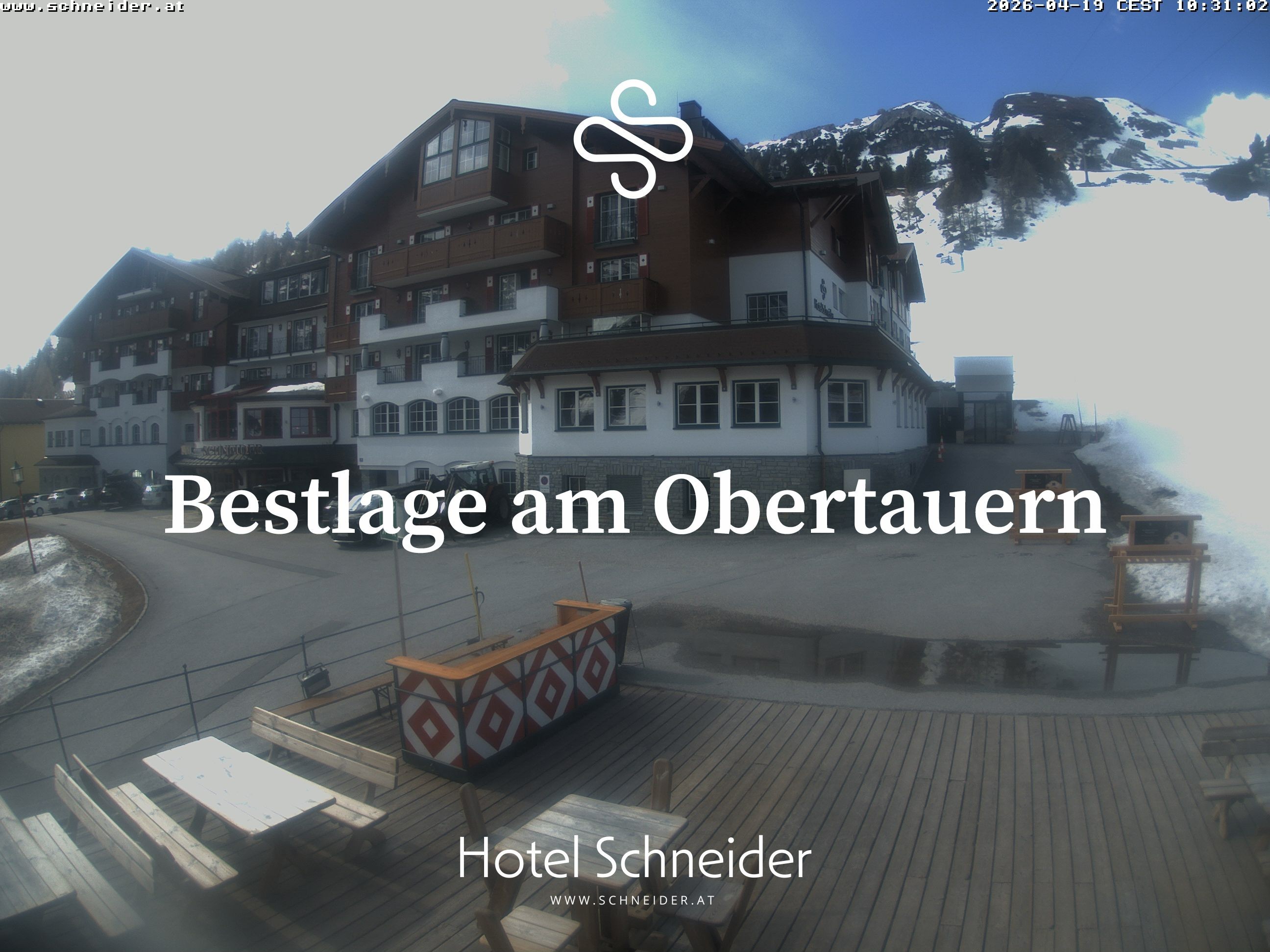 Archiv Foto Webcam Obertauern: Blick aufs Hotel Schneider