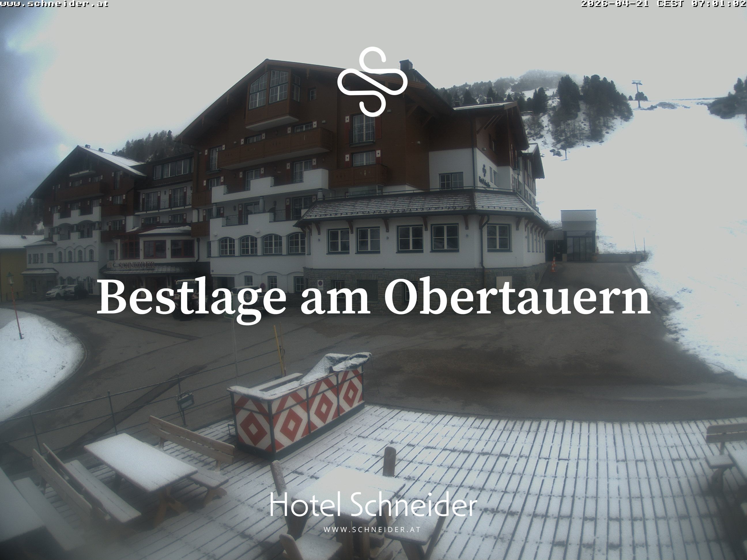 Archiv Foto Webcam Obertauern: Blick aufs Hotel Schneider