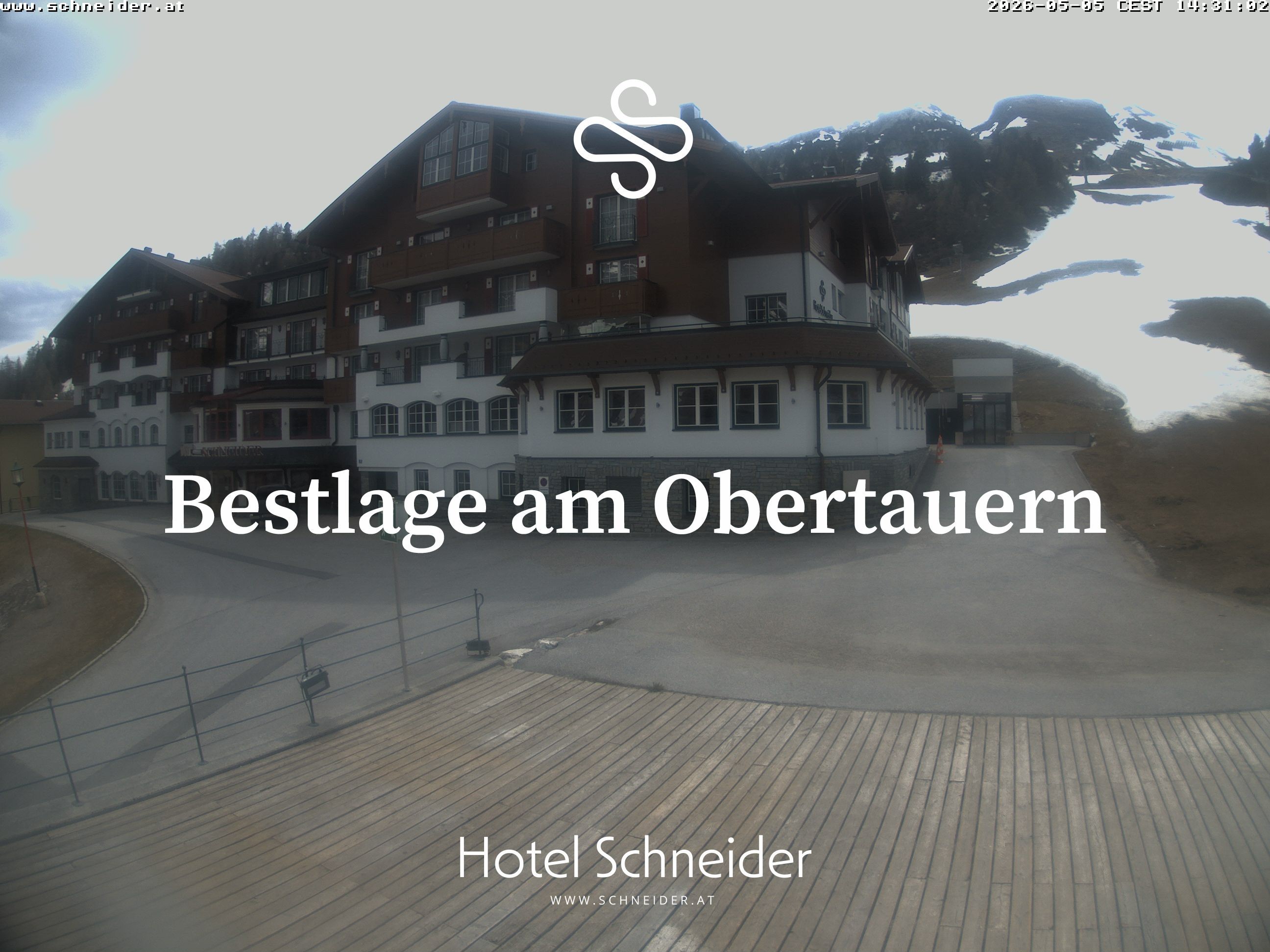 Archiv Foto Webcam Obertauern: Blick aufs Hotel Schneider