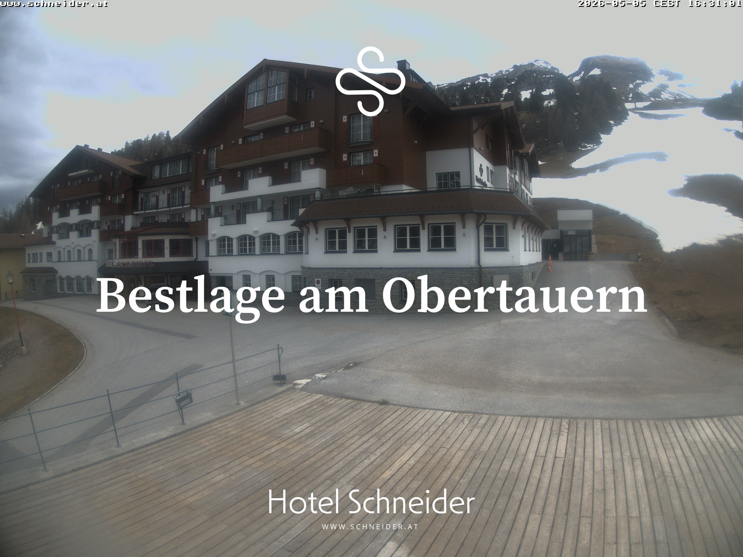 Archiv Foto Webcam Obertauern: Blick aufs Hotel Schneider