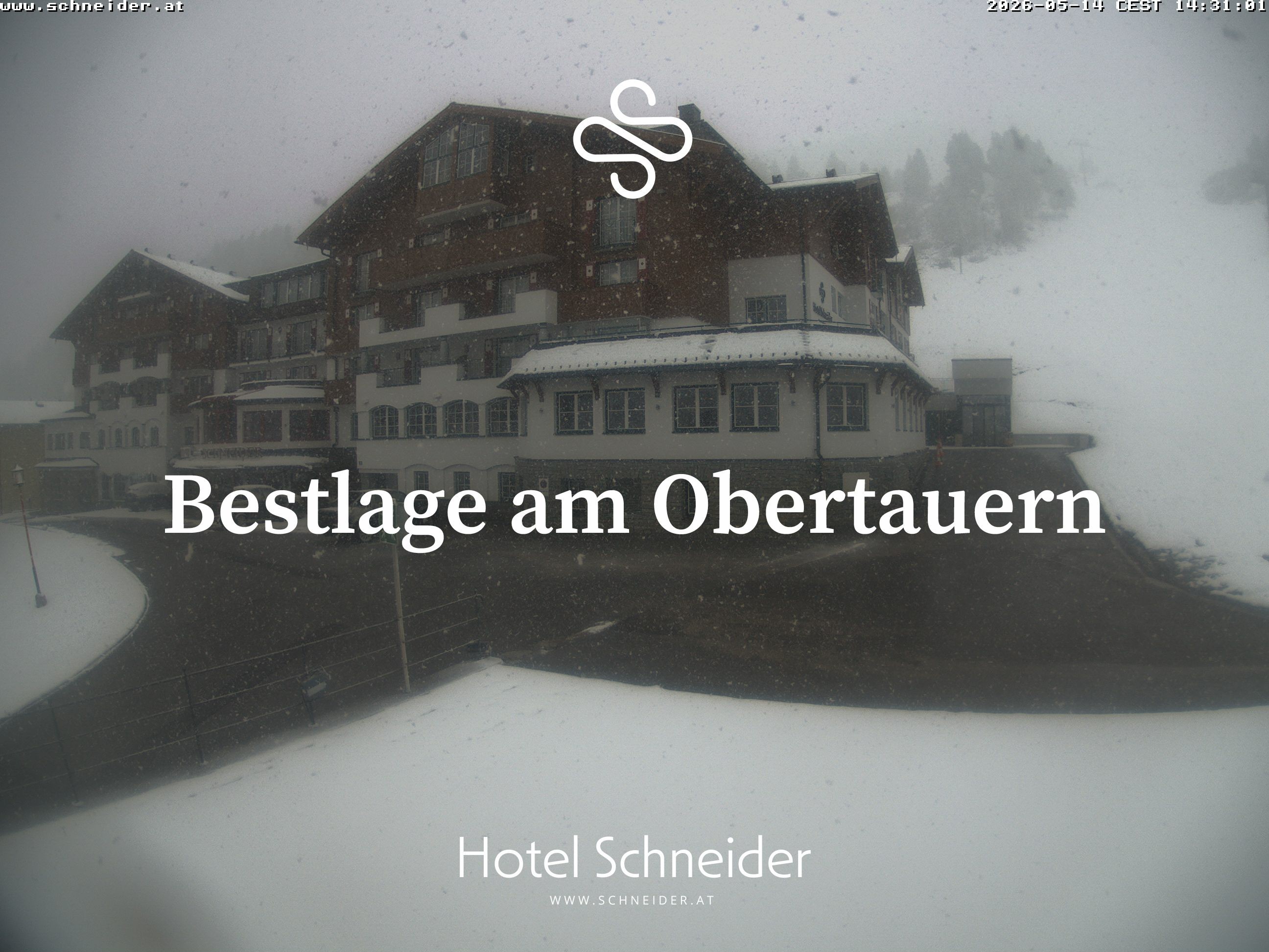Archiv Foto Webcam Obertauern: Blick aufs Hotel Schneider