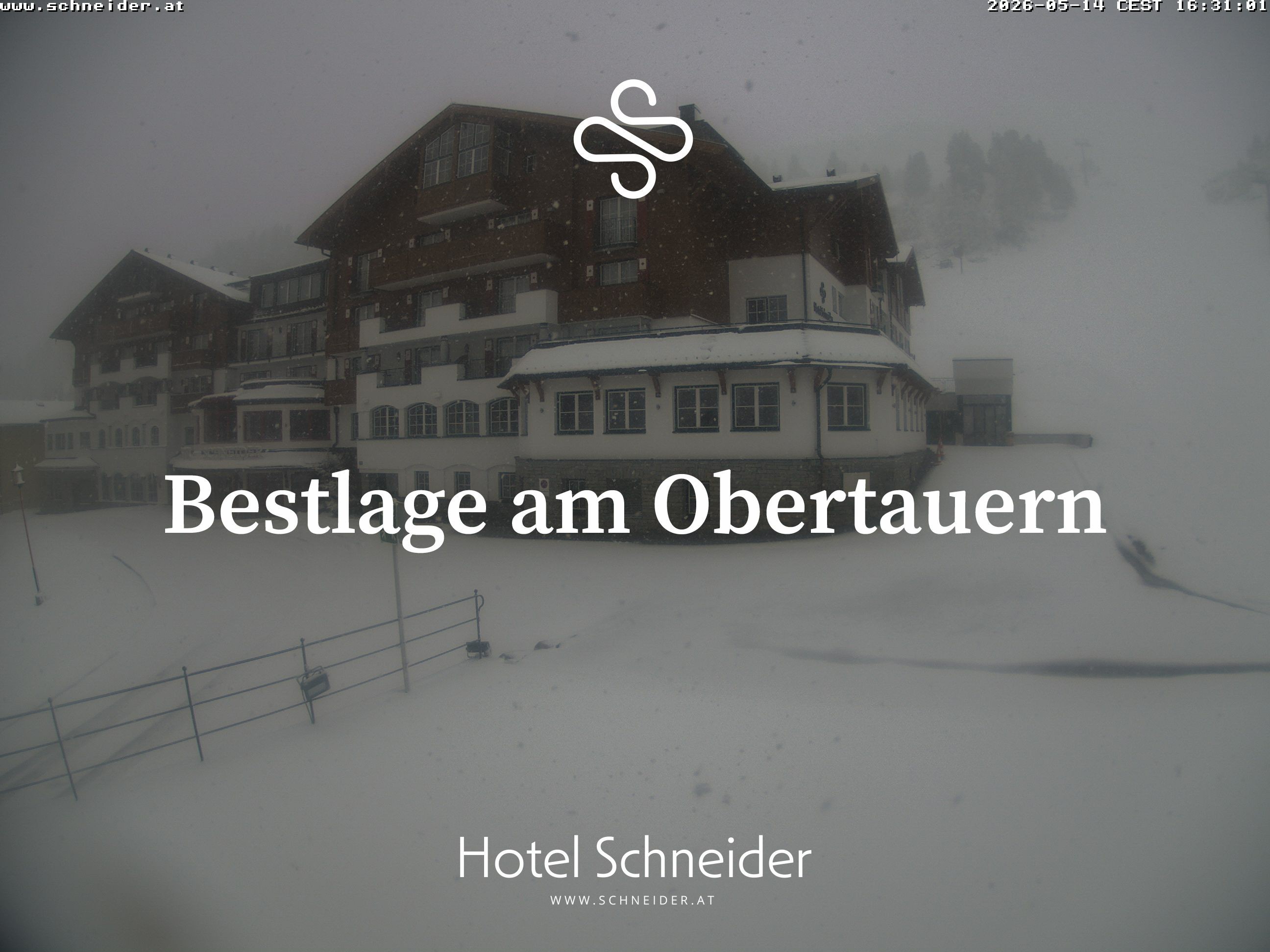Archiv Foto Webcam Obertauern: Blick aufs Hotel Schneider