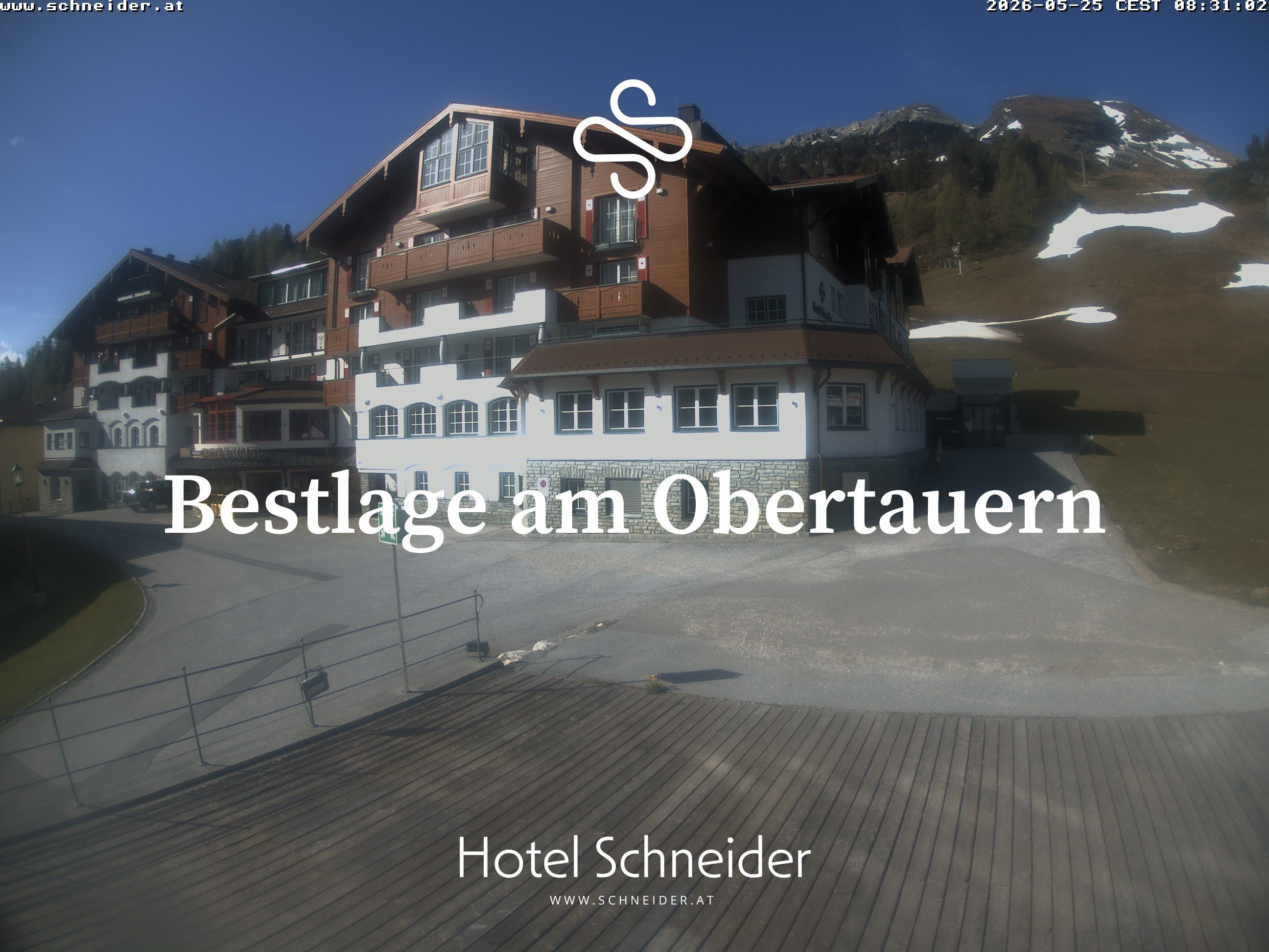 Archiv Foto Webcam Obertauern: Blick aufs Hotel Schneider