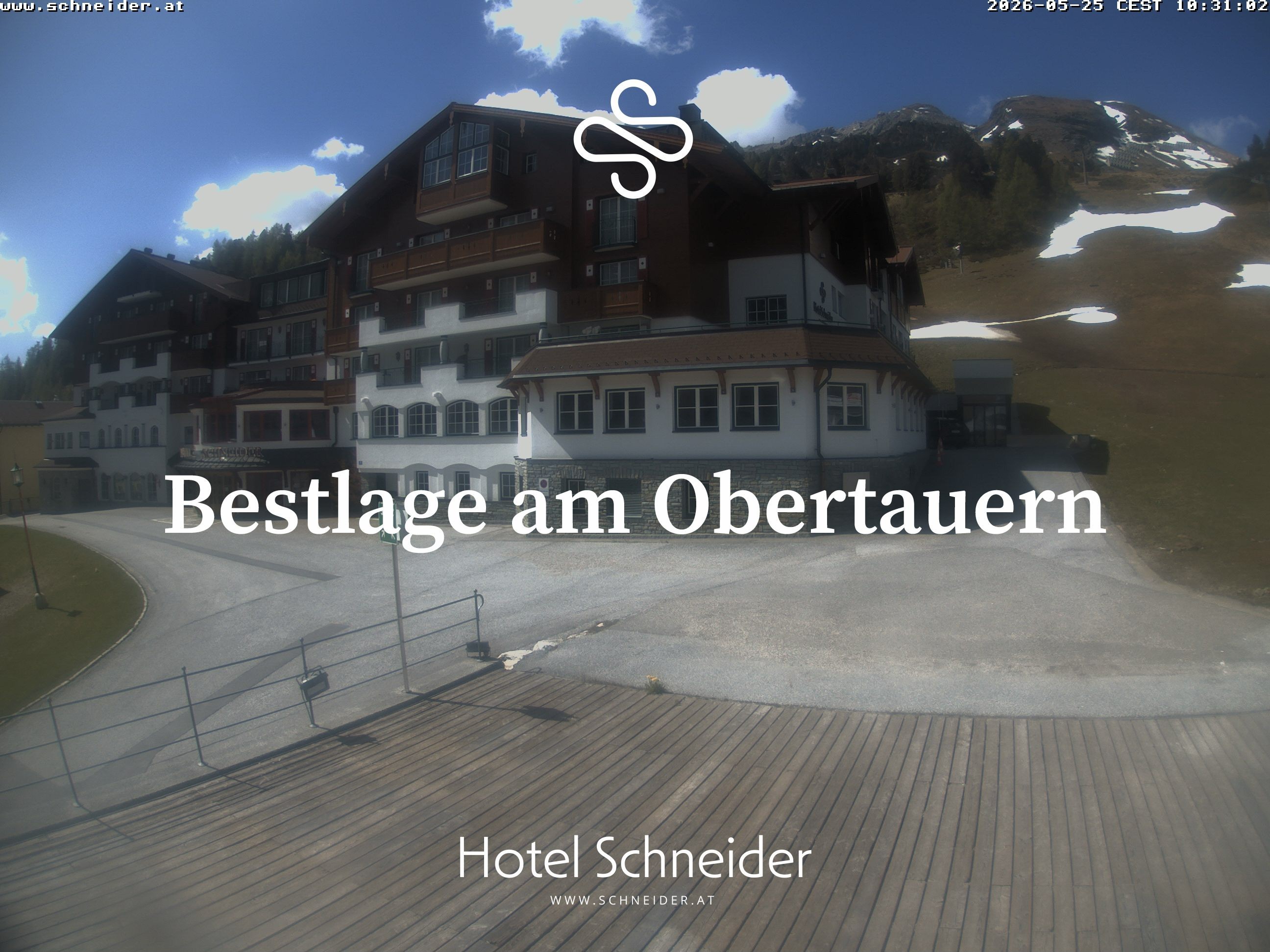 Archiv Foto Webcam Obertauern: Blick aufs Hotel Schneider