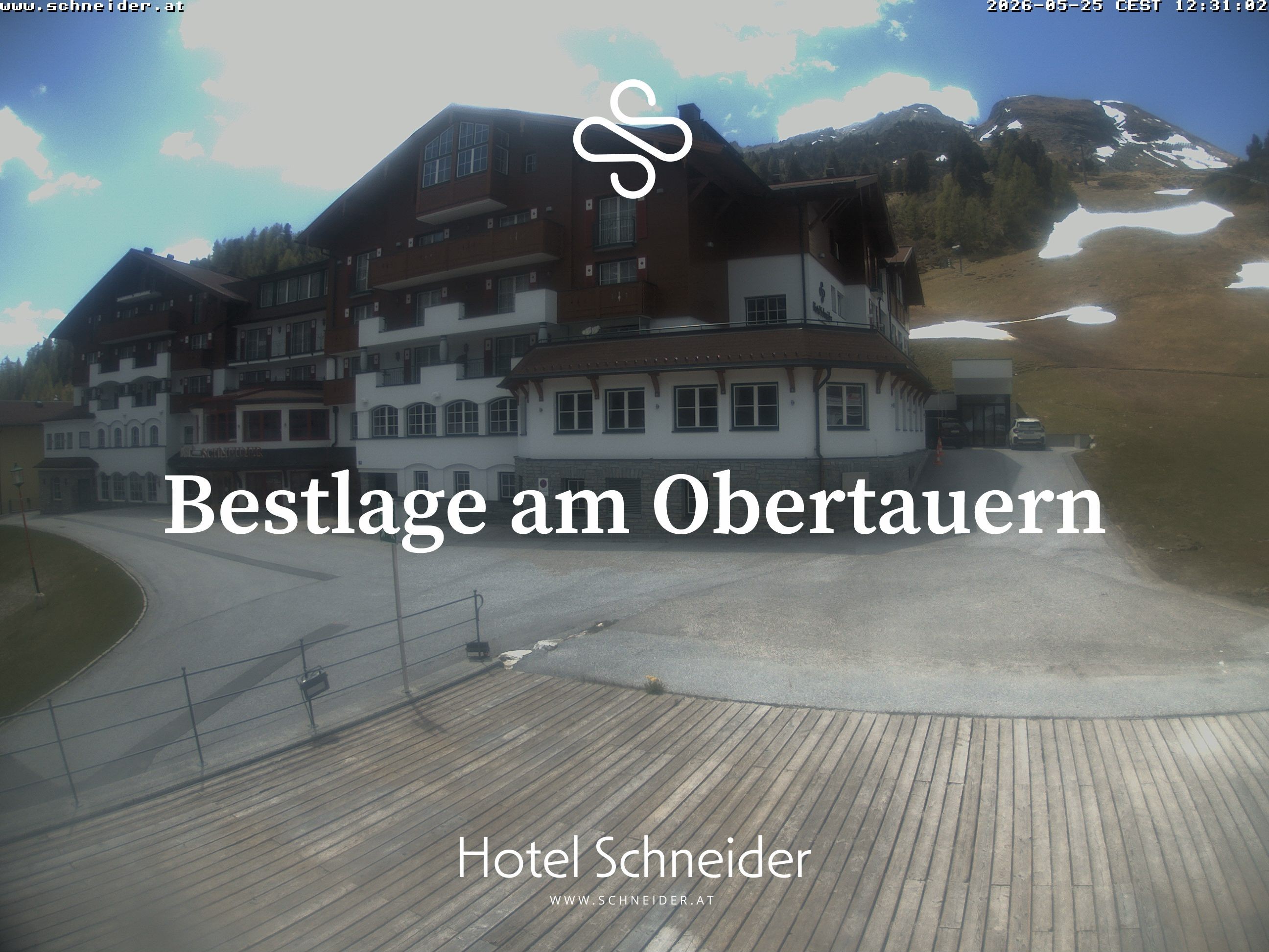 Archiv Foto Webcam Obertauern: Blick aufs Hotel Schneider