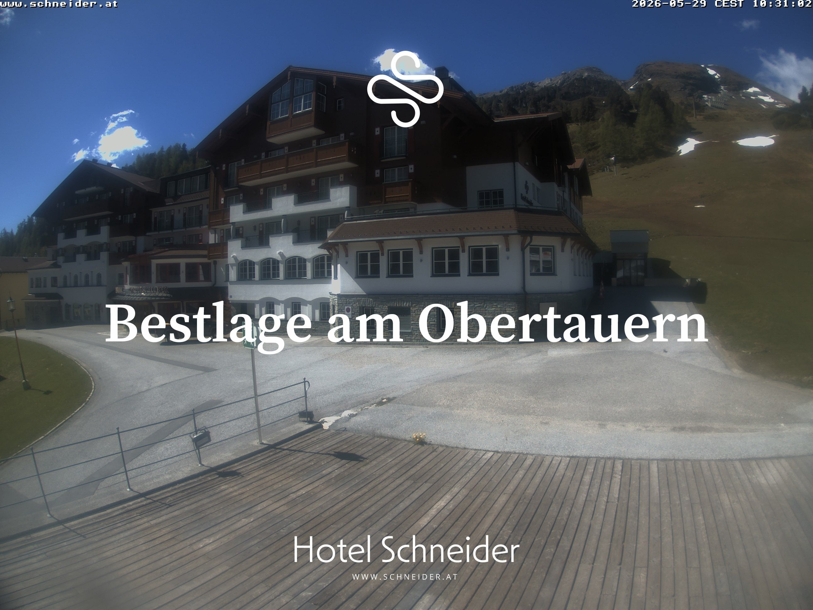 Archiv Foto Webcam Obertauern: Blick aufs Hotel Schneider