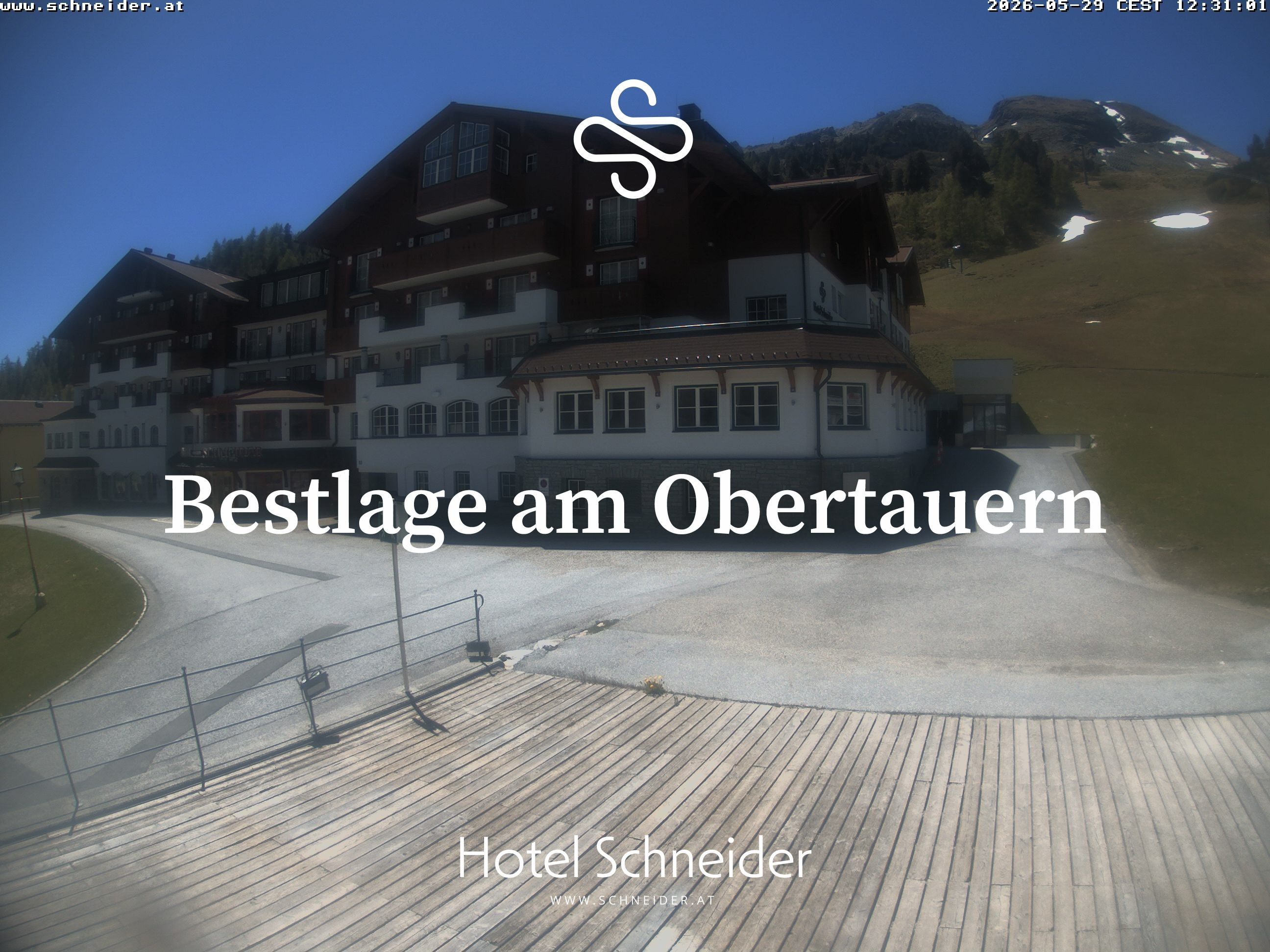 Archiv Foto Webcam Obertauern: Blick aufs Hotel Schneider