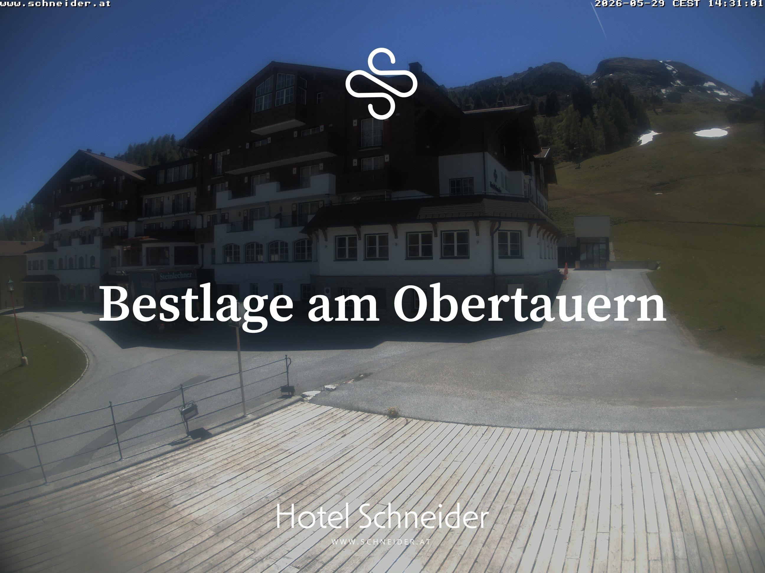 Archiv Foto Webcam Obertauern: Blick aufs Hotel Schneider