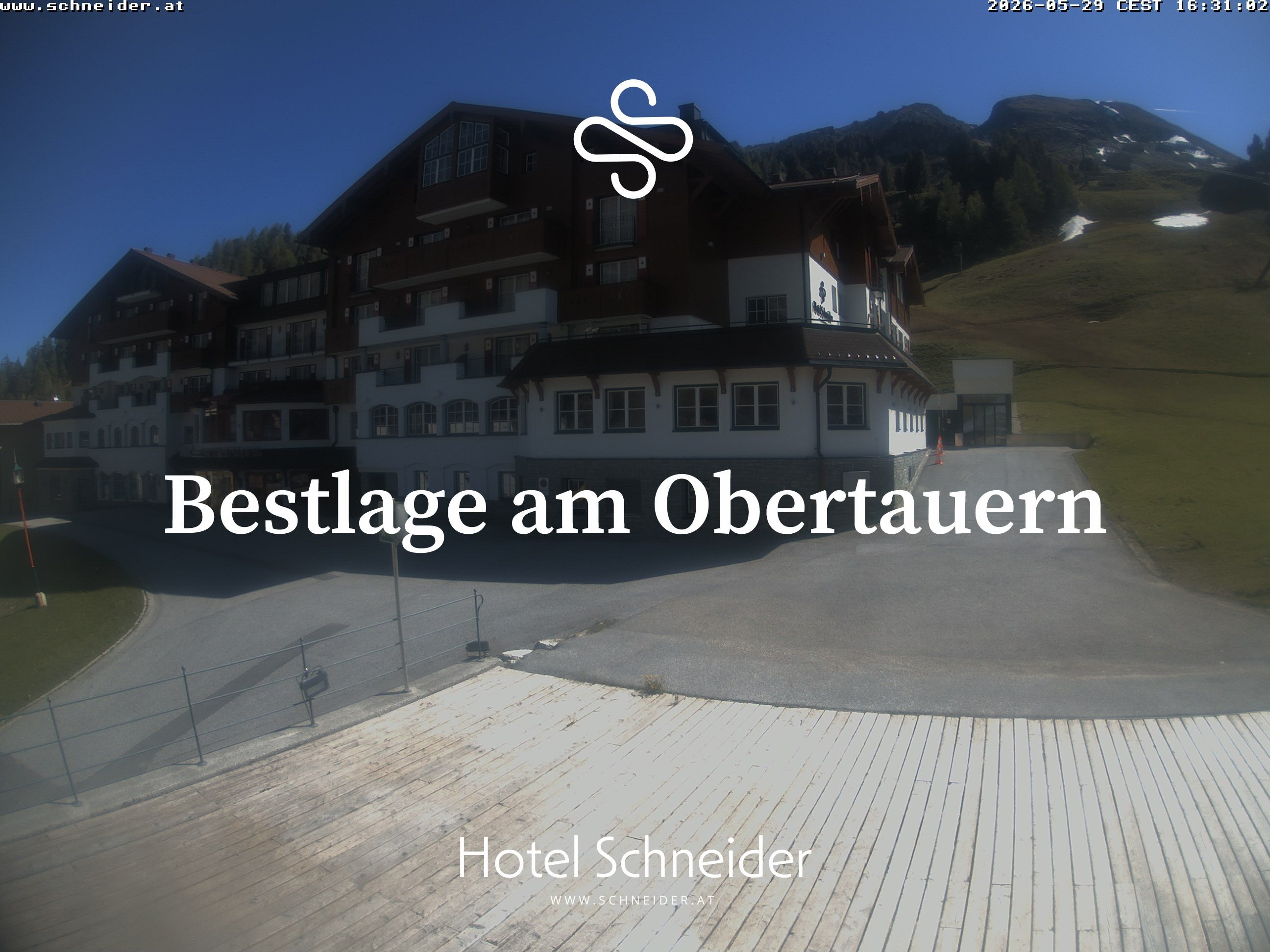 Archiv Foto Webcam Obertauern: Blick aufs Hotel Schneider